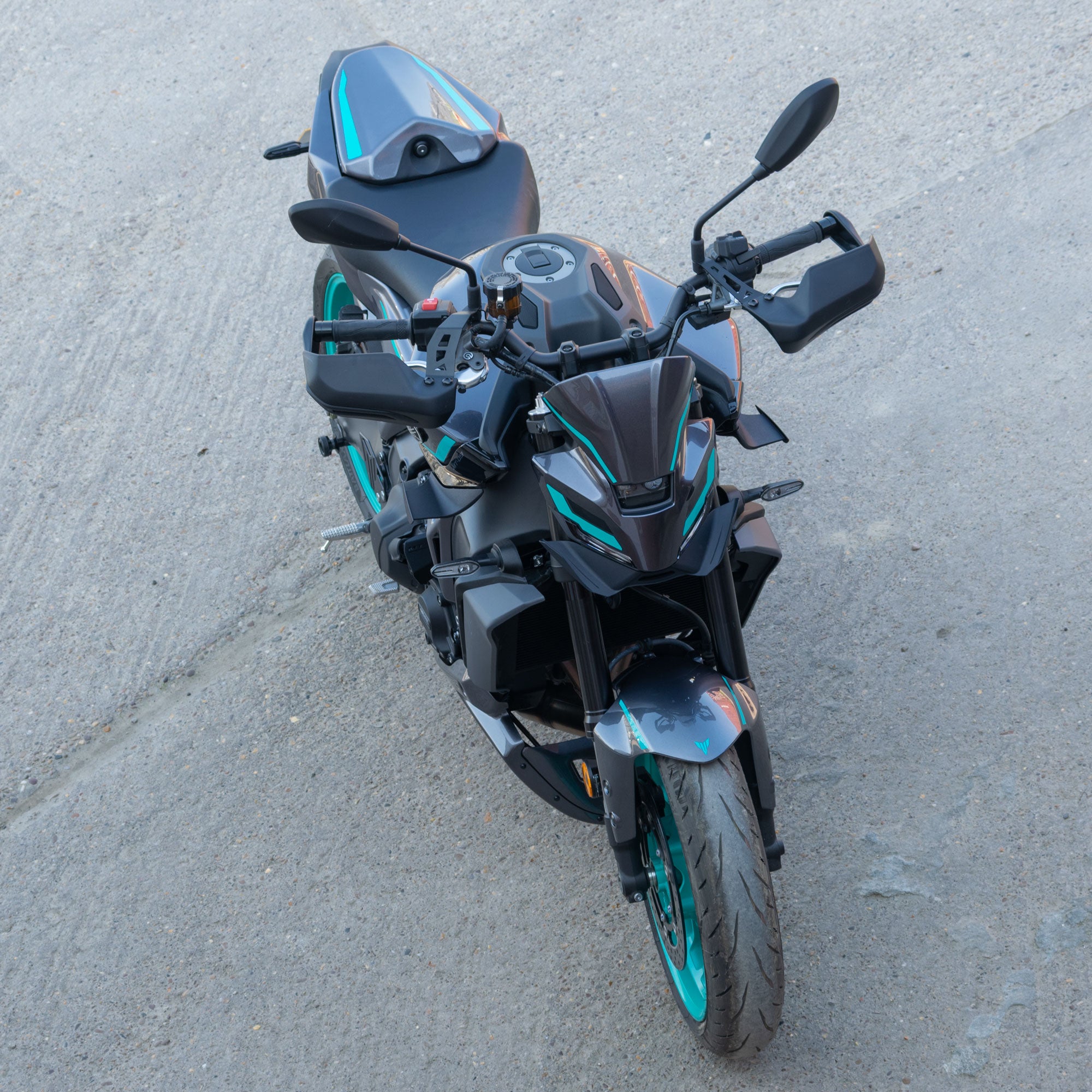 Pyramid Front Guard | Yamaha Blue | Yamaha MT-09 2021>Current-Front Guards-Pyramid Motorcycle Accessories