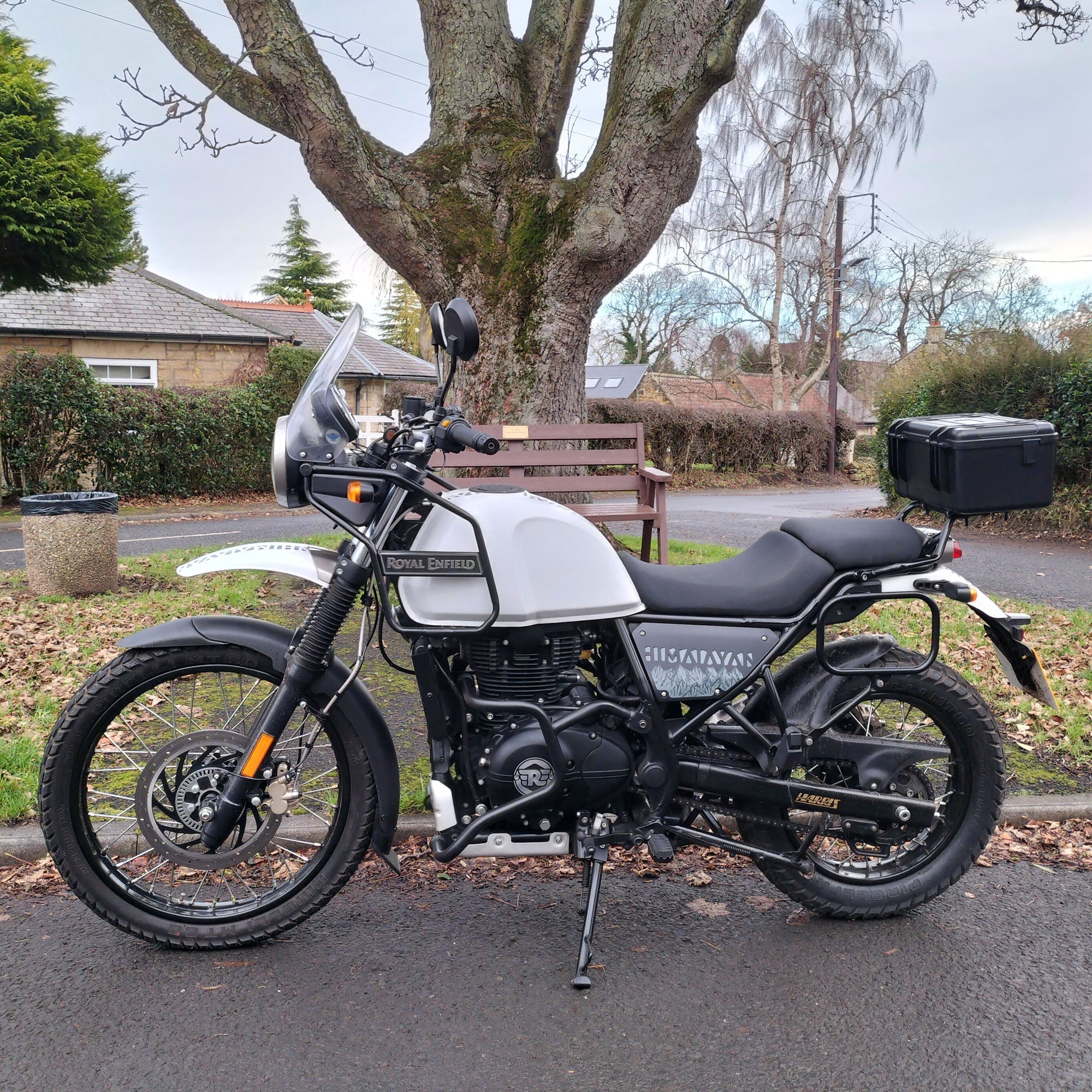 Pyramid Front Mudguard Beak | Matte Black | Royal Enfield Himalayan 410 2018>2024-Extenda Fendas-Pyramid Motorcycle Accessories