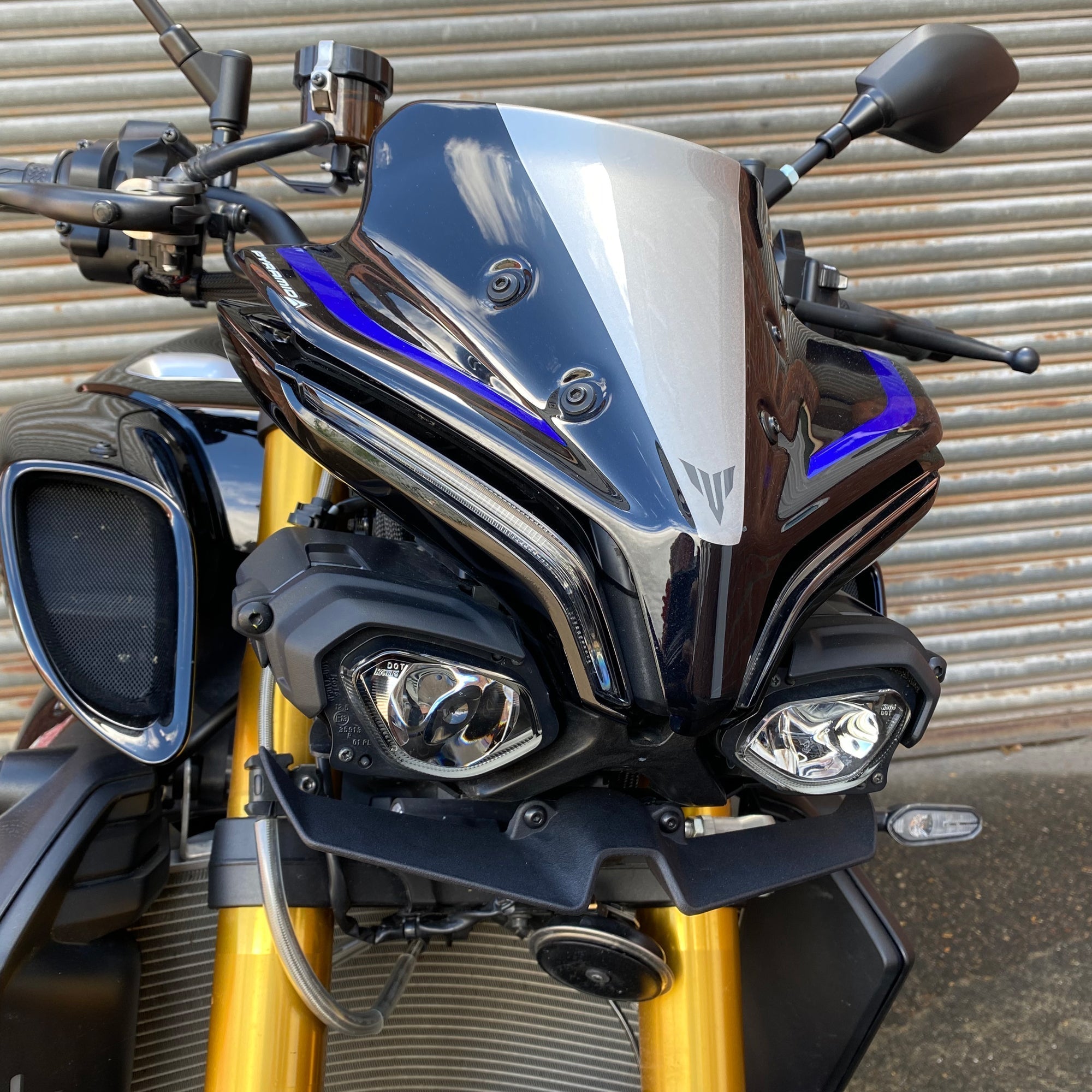 Pyramid Frontal Wing | Carbon Fibre | Yamaha MT-10 2022>Current-38288A-Side Spoilers-Pyramid Motorcycle Accessories