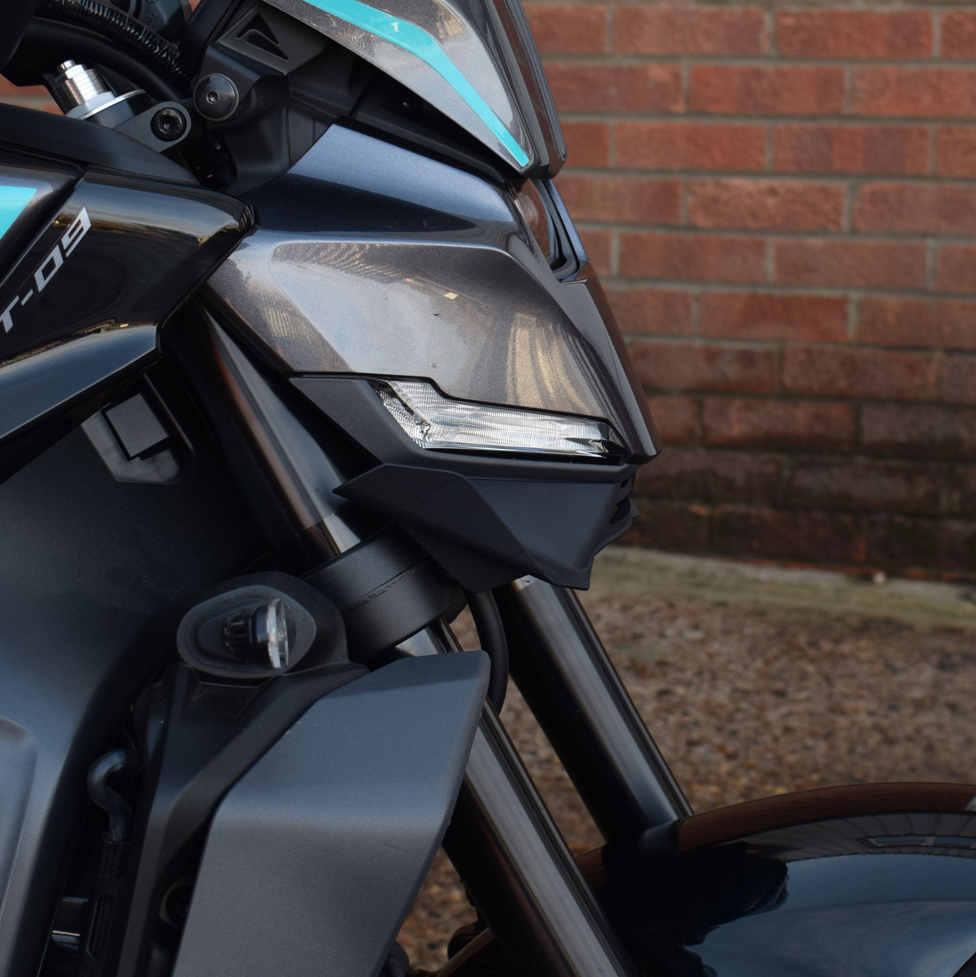 Pyramid Frontal Wing | Matte Black | Yamaha MT-09 2024>Current-Screens-Pyramid Motorcycle Accessories