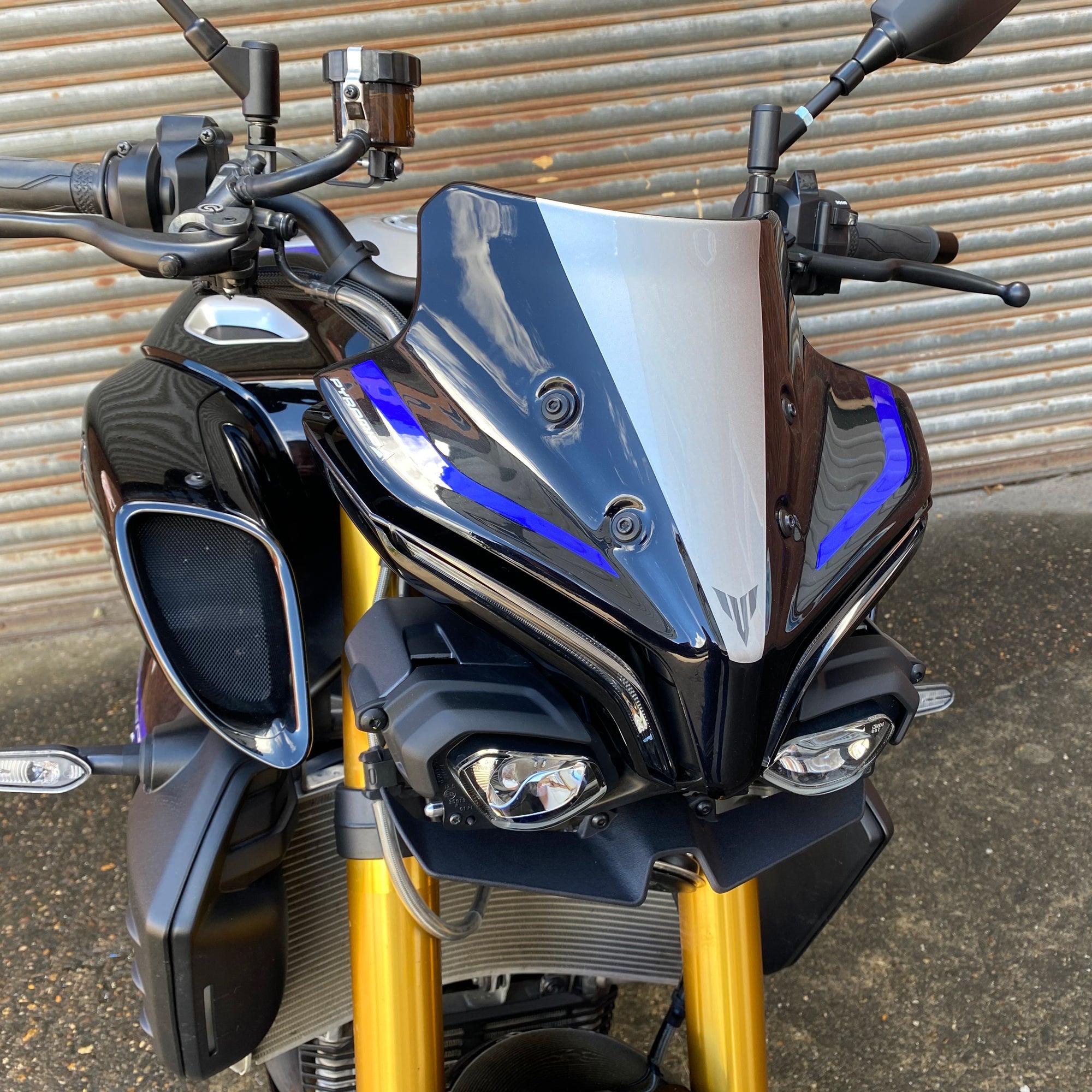 Pyramid Frontal Wing | Matte Black | Yamaha MT-10 2022>Current-Wings-Pyramid Motorcycle Accessories