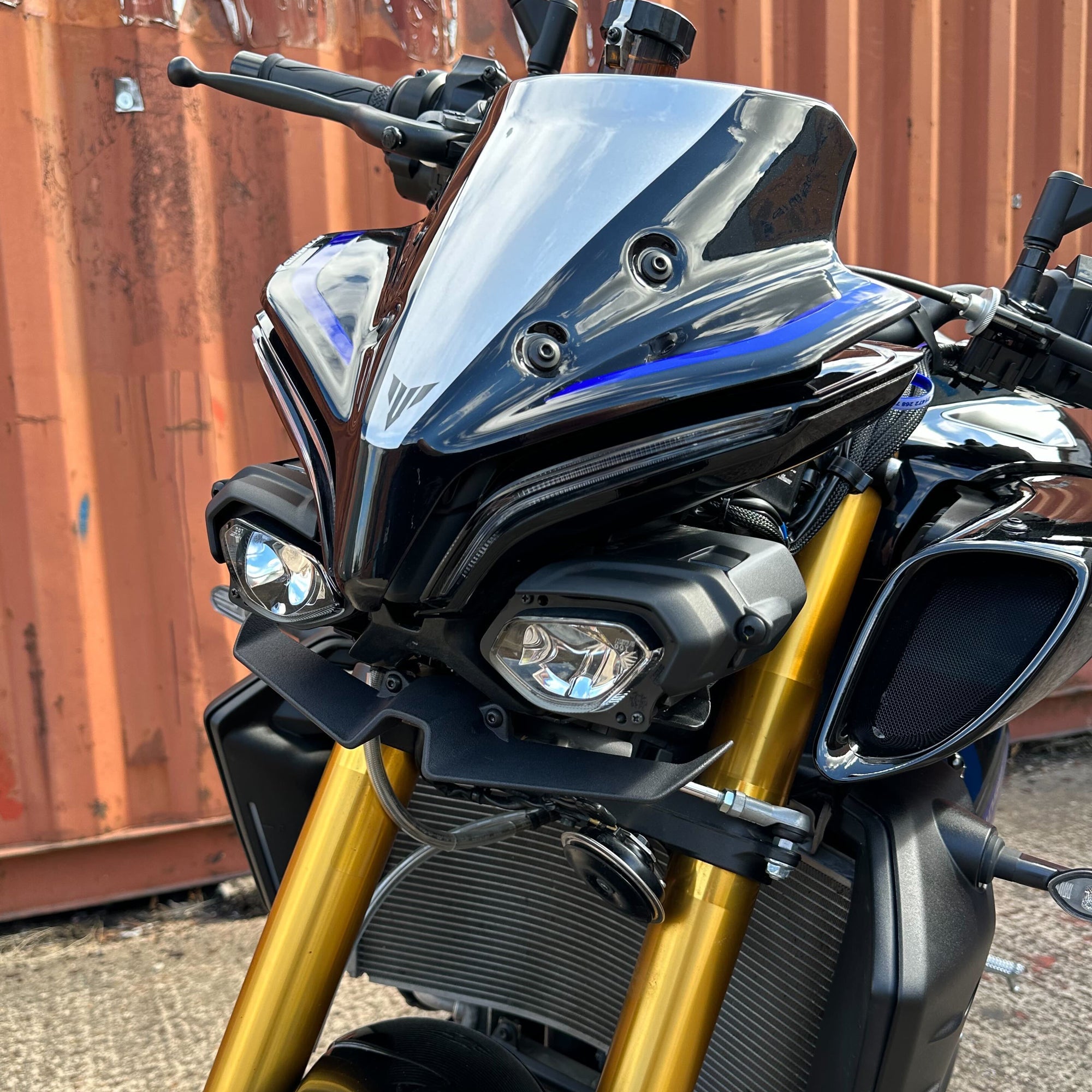 Pyramid Frontal Wing | Matte Black | Yamaha MT-10 2022>Current-Wings-Pyramid Motorcycle Accessories