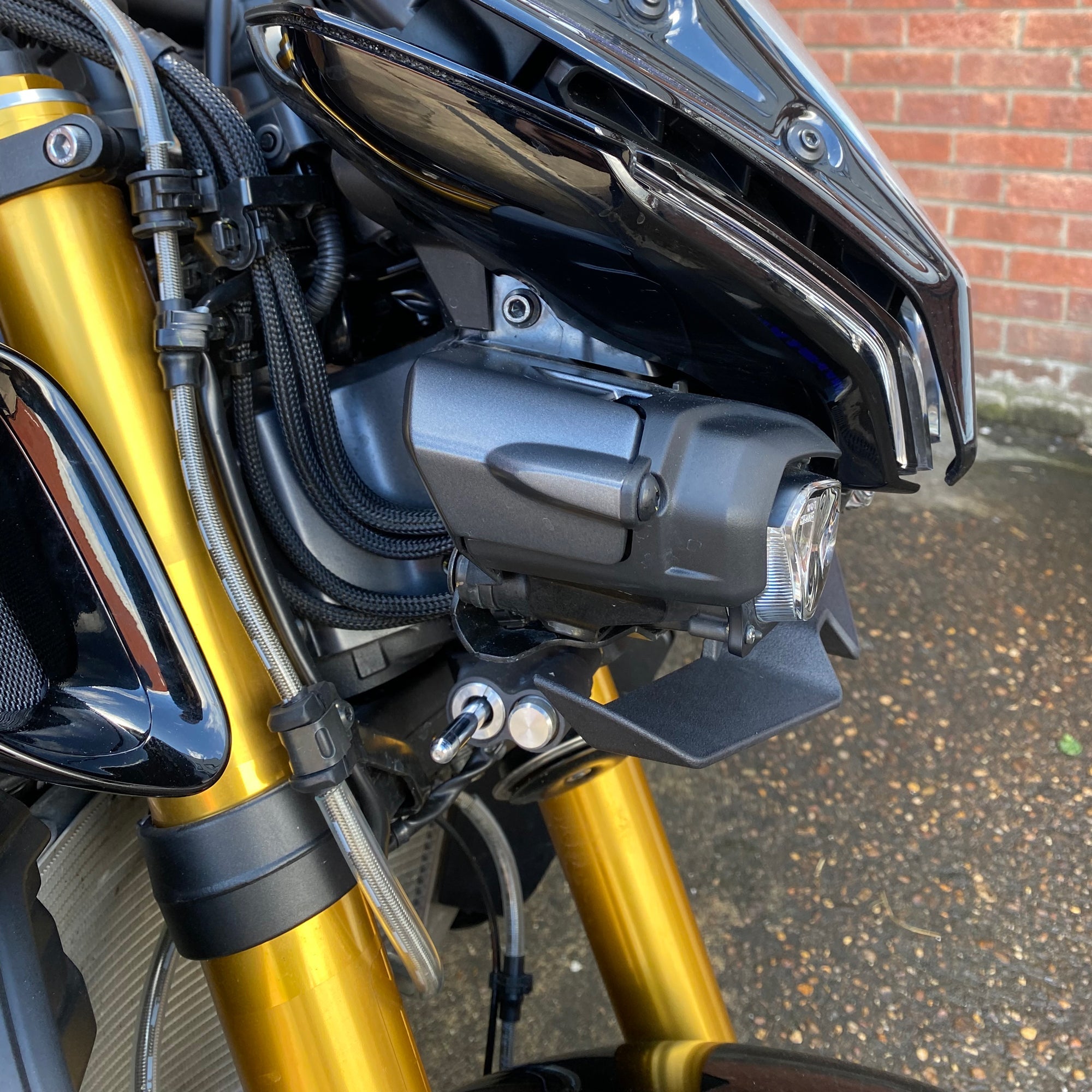 Pyramid Frontal Wing | Matte Black | Yamaha MT-10 2022>Current-Wings-Pyramid Motorcycle Accessories