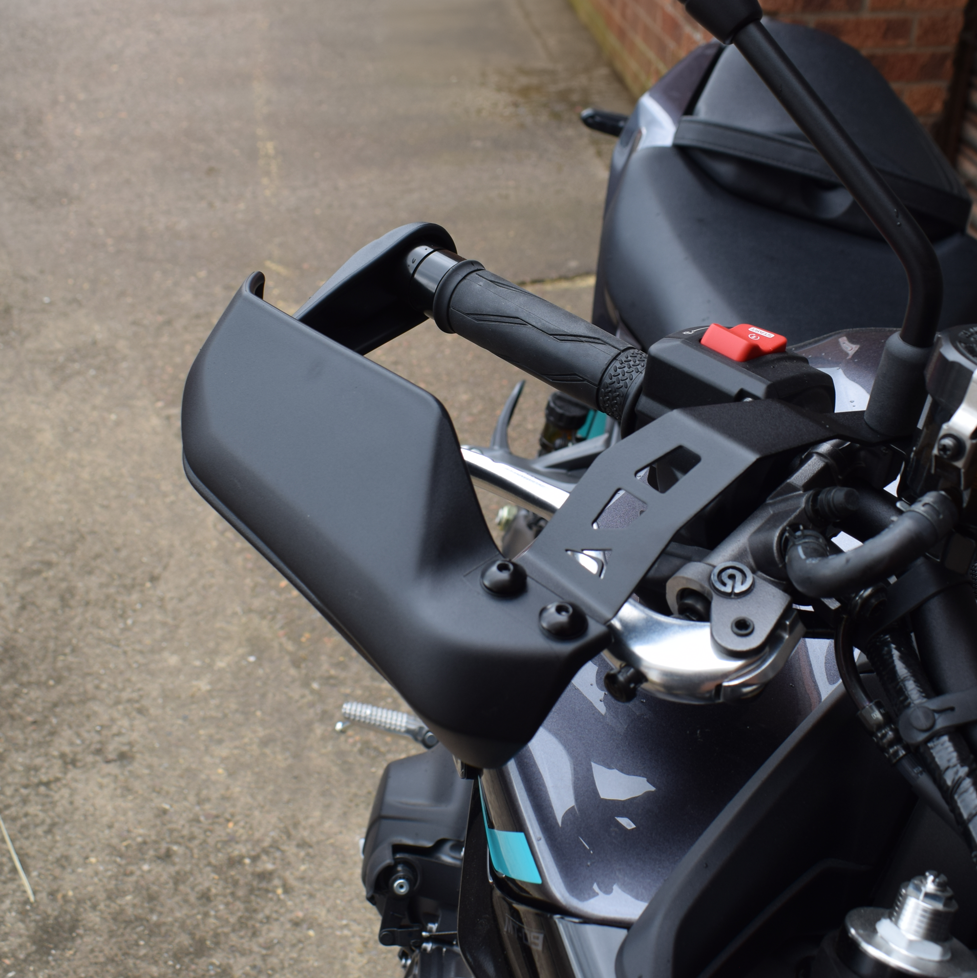 Pyramid Handguards | Matte Black | Yamaha MT-09 2024>2025-Handguards-Pyramid Motorcycle Accessories