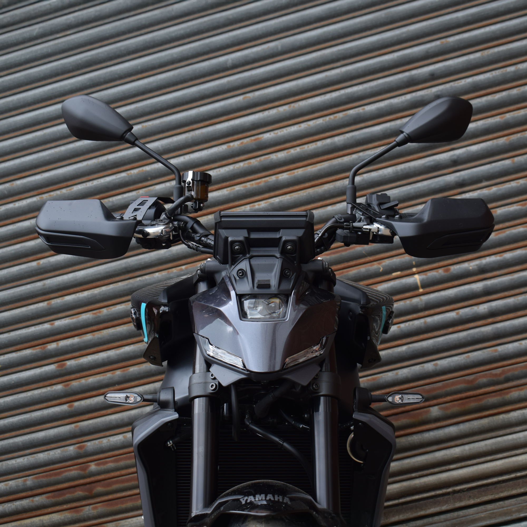 Pyramid Handguards | Matte Black | Yamaha MT-09 SP 2024>Current-Handguards-Pyramid Motorcycle Accessories