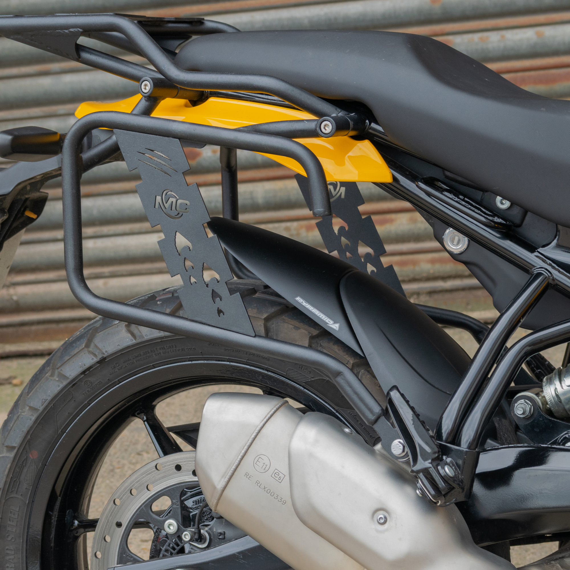 Pyramid Hugger Extension | Matte Black | Royal Enfield Guerrilla 450 2024>Current-Extenda Fendas-Pyramid Motorcycle Accessories