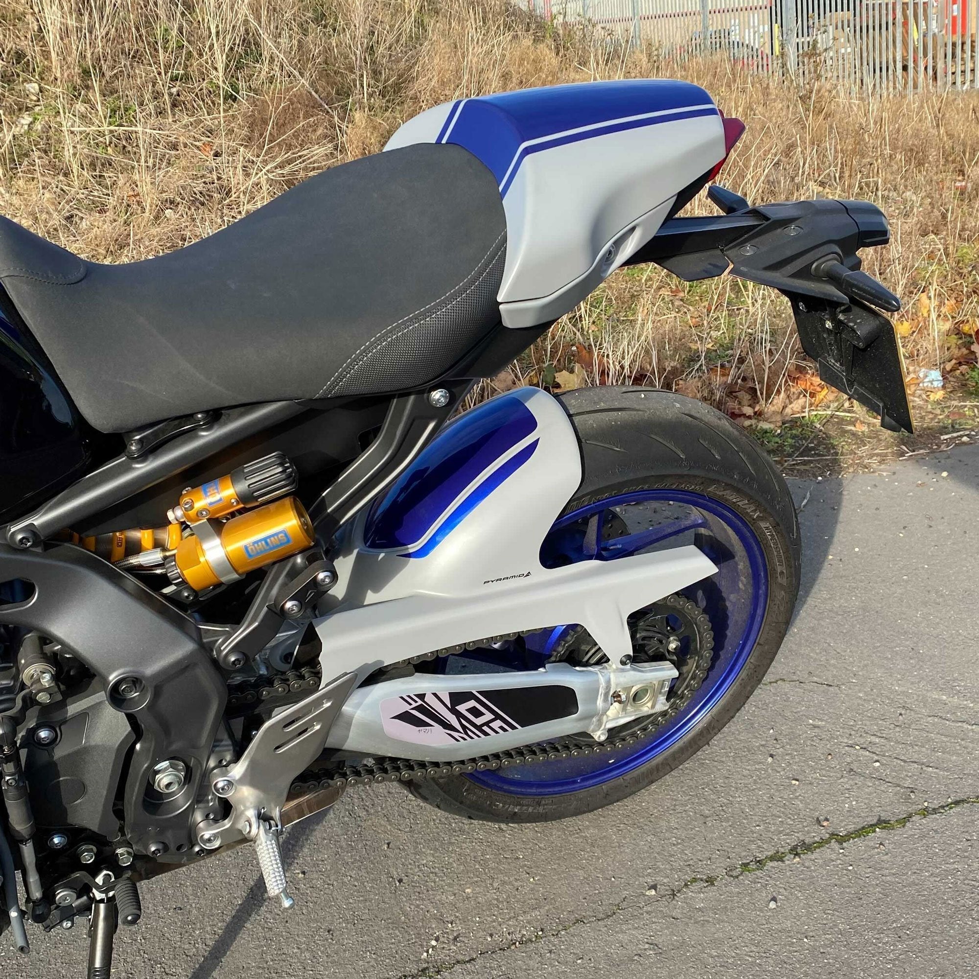 Pyramid Hugger | Icon Blue | Yamaha MT-09 2021>2023 -   Pyramid Motorcycle Accessories