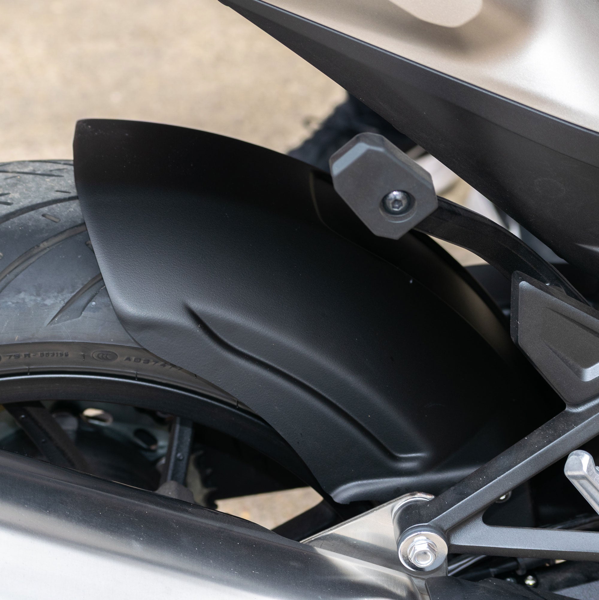 Pyramid Hugger | Matte Black | Honda NT 1100 2025>Current-Huggers-Pyramid Motorcycle Accessories