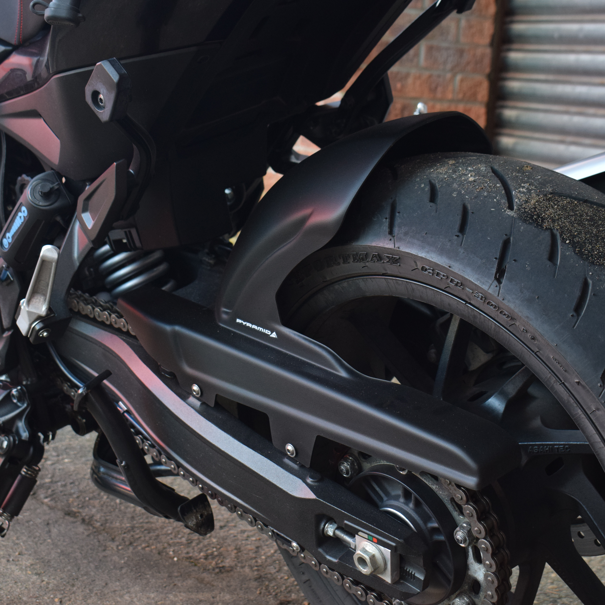 Pyramid Hugger | Matte Black | Honda NT1100 2022>2024 -  Shop name