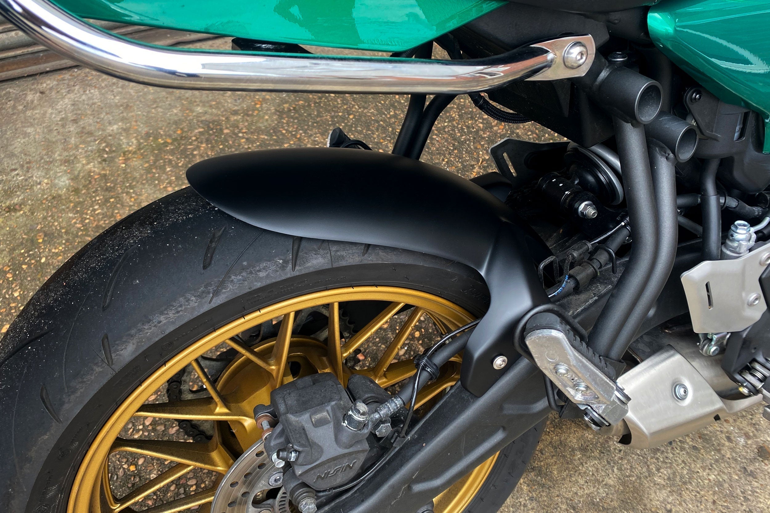 Pyramid Hugger | Matte Black | Kawasaki Ninja 650 2017>Current -  Shop name