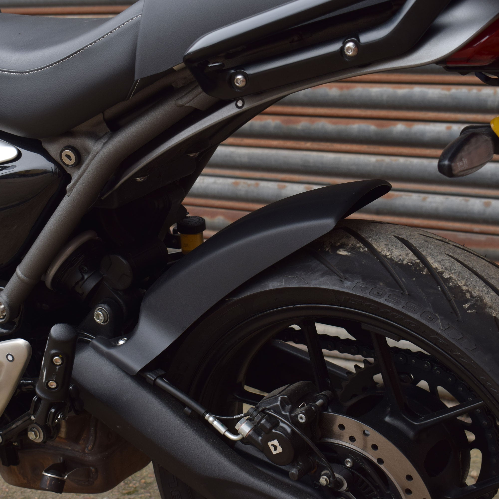 Pyramid Hugger | Matte Black | Triumph Speed 400 2024>Current-076910M-Huggers-Pyramid Motorcycle Accessories