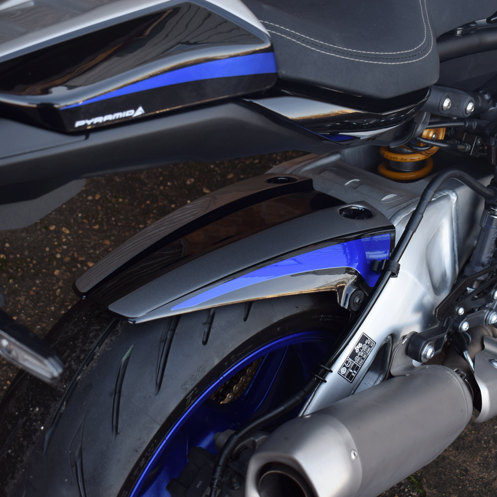 Pyramid Hugger | SP Colours | Yamaha MT-10 2016>Current-072499G-Huggers-Pyramid Motorcycle Accessories