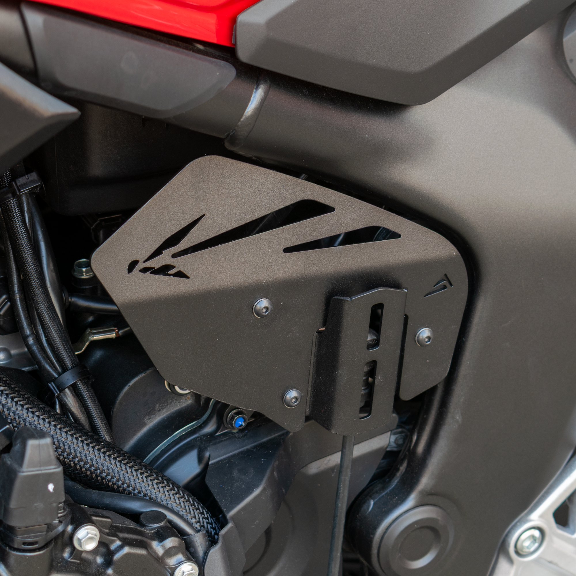 Pyramid Infill Panel | Matte Black | Honda CB1000 Hornet 2025>Current -  Shop name