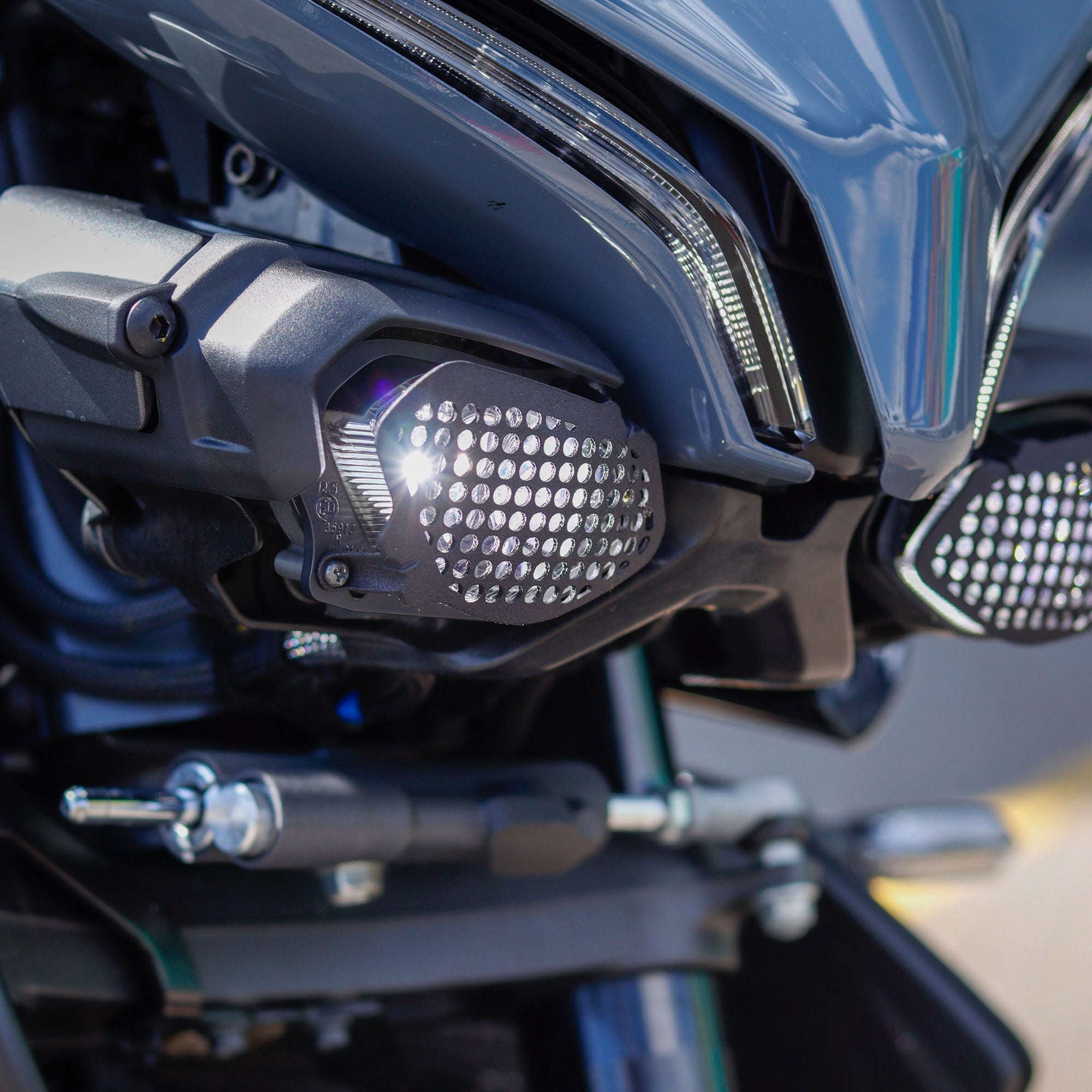 Pyramid Lower Headlight Guards | Matte Black | Yamaha MT-10 2022>Current-Headlight Protection-Pyramid Motorcycle Accessories