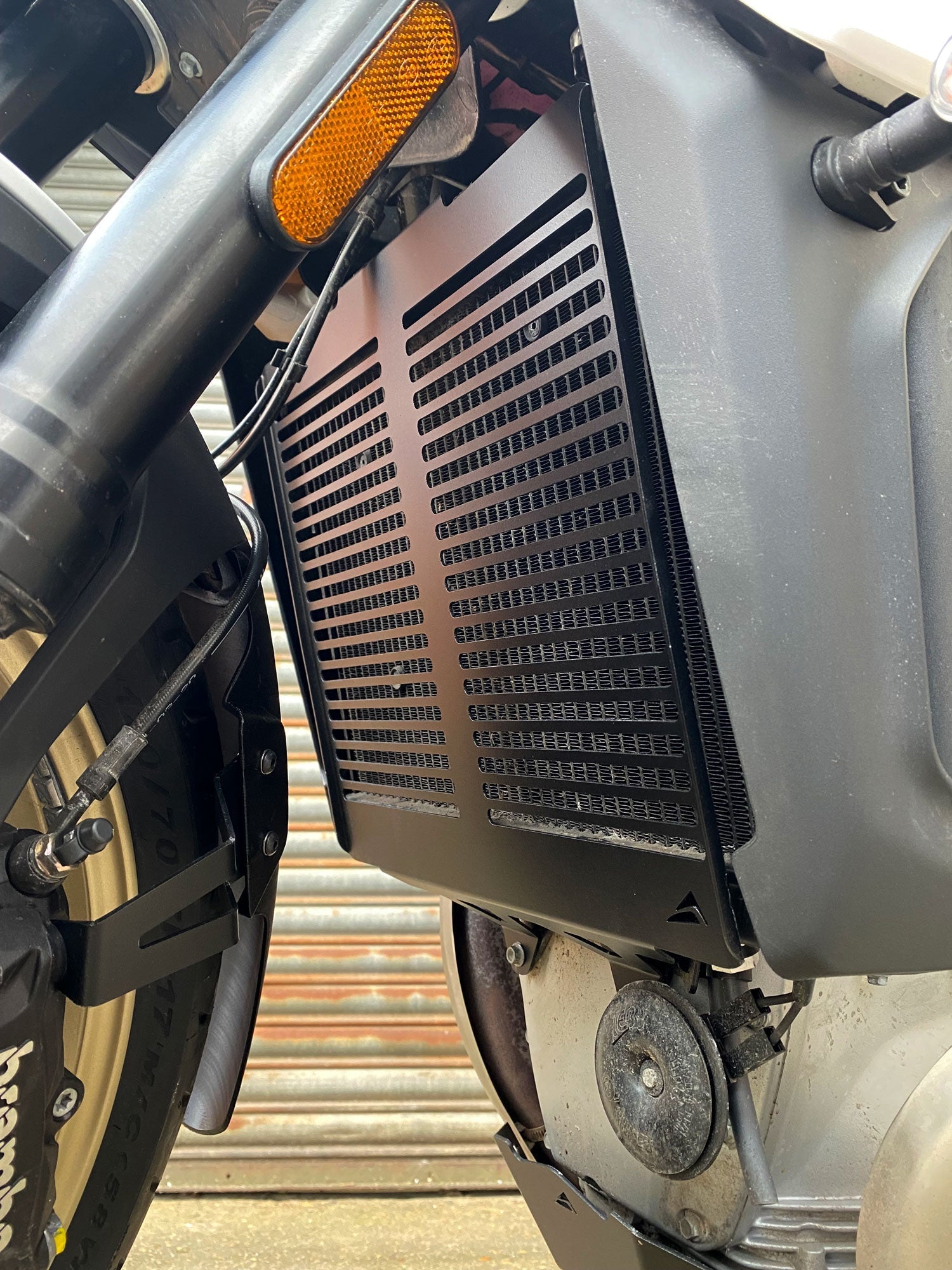 Pyramid Radiator Guard | Matte Black | Moto Guzzi V100 Mandello 2022>Current-Radiator Guards-Pyramid Motorcycle Accessories