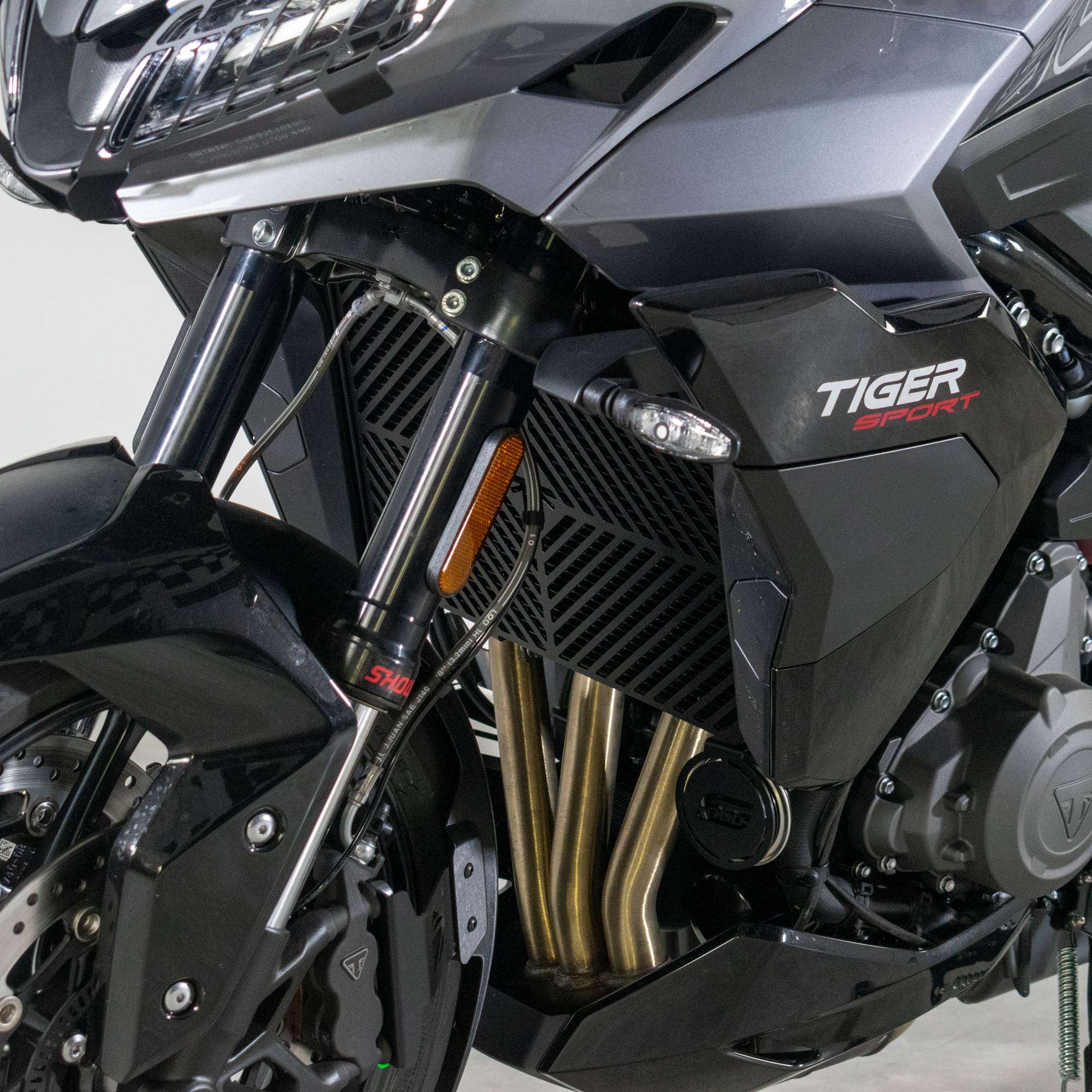 Pyramid Radiator Guard | Matte Black | Triumph Tiger Sport 800 2025>Current -  Shop name