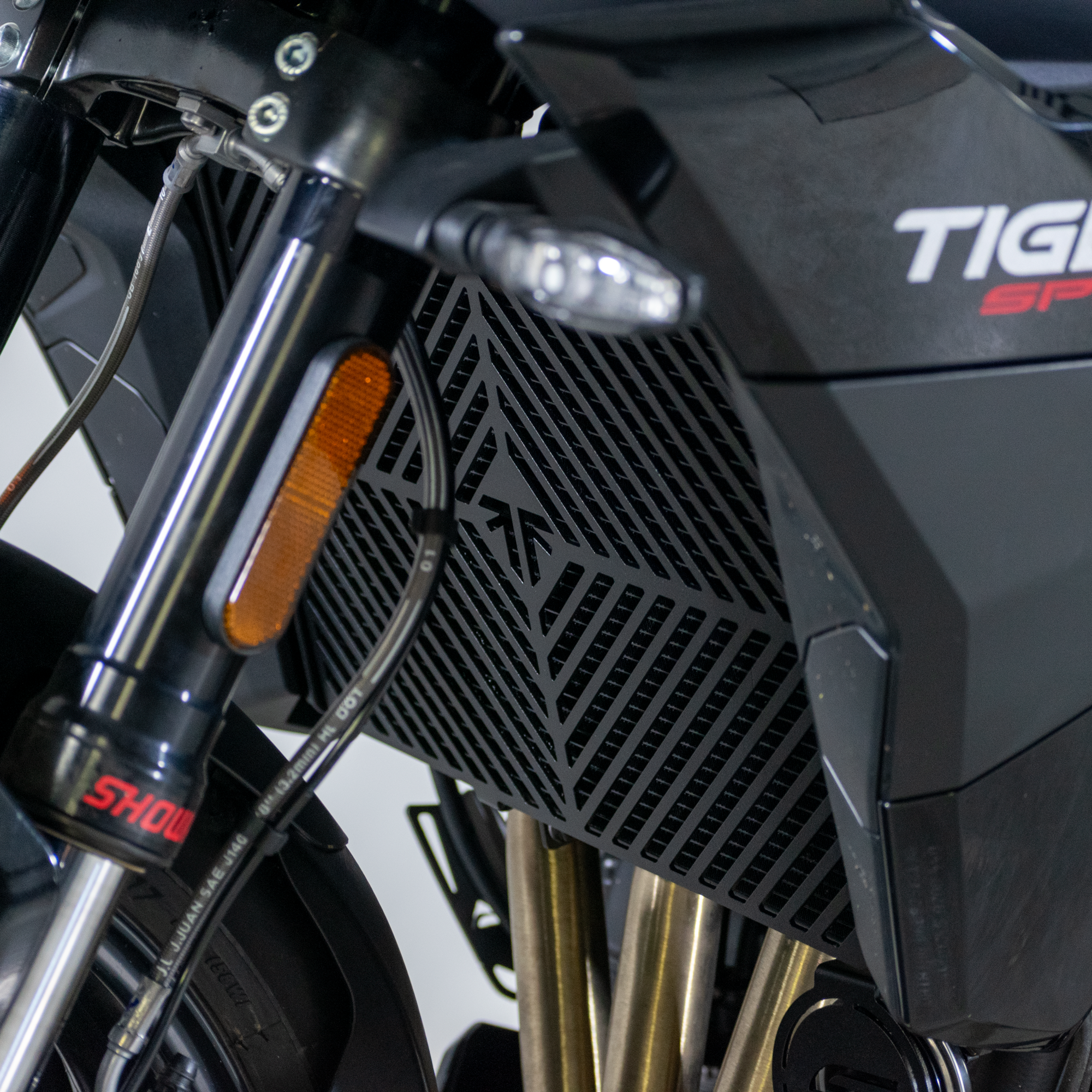 Pyramid Radiator Guard | Matte Black | Triumph Trident 800 2026>Current -   Pyramid Motorcycle Accessories