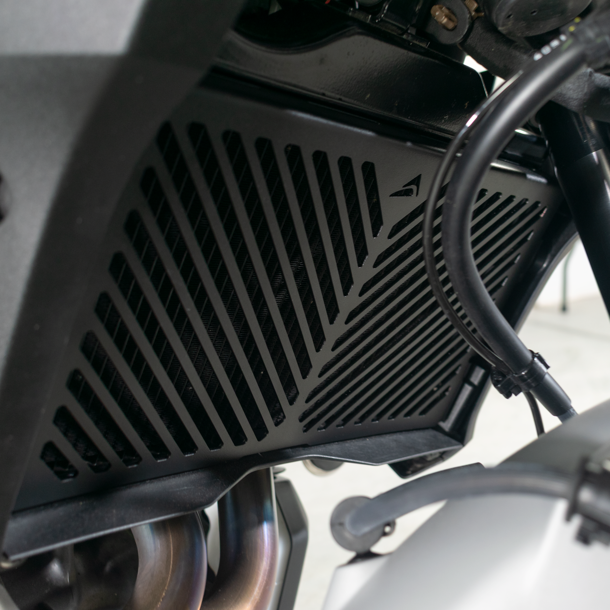 Pyramid Radiator Guard | Matte Black | Yamaha MT-07 2025>Current-Radiator Guards-Pyramid Motorcycle Accessories
