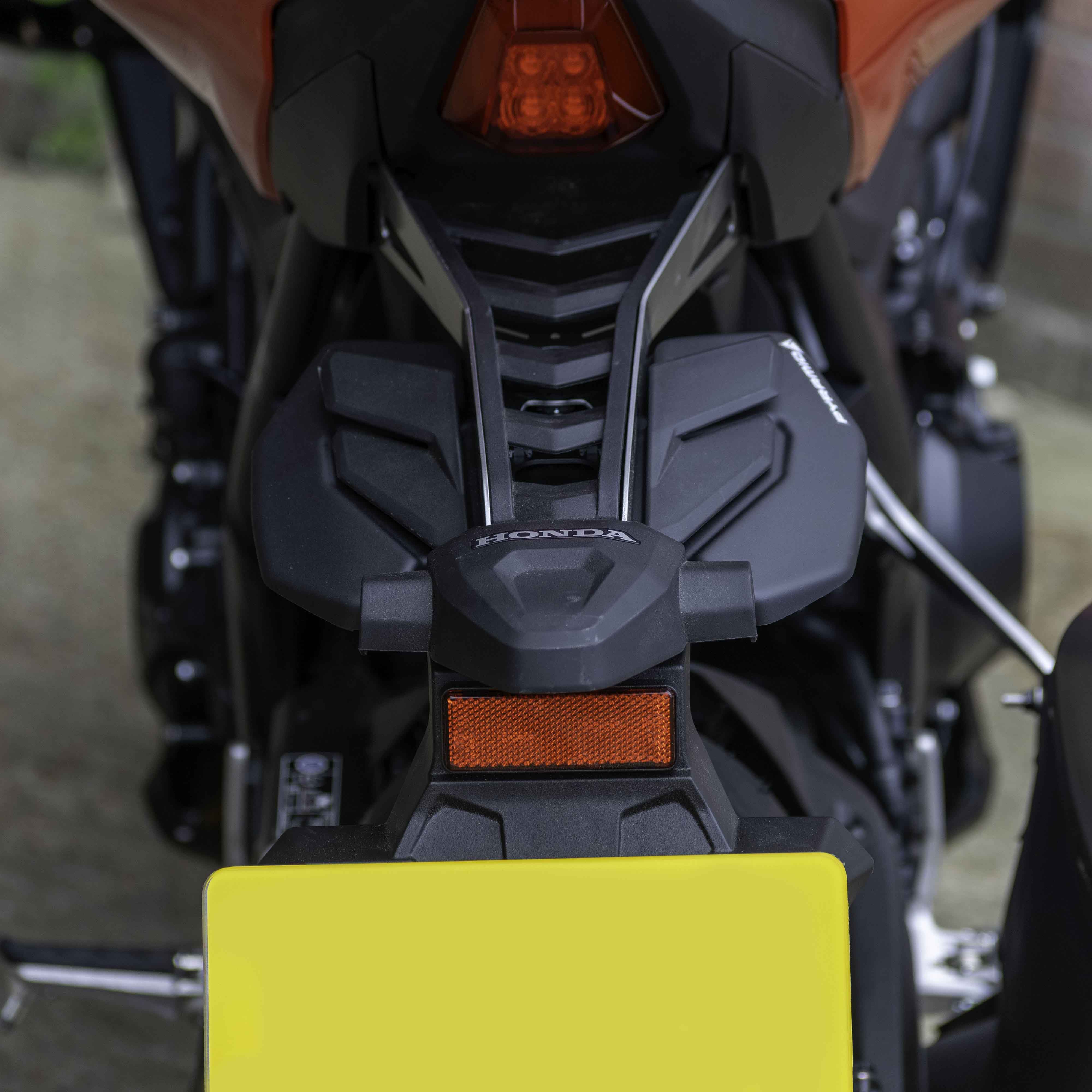 Pyramid Rear Splash Protector | Matte Black | Honda CB1000 Hornet inc SP 2025>Current -  Shop name