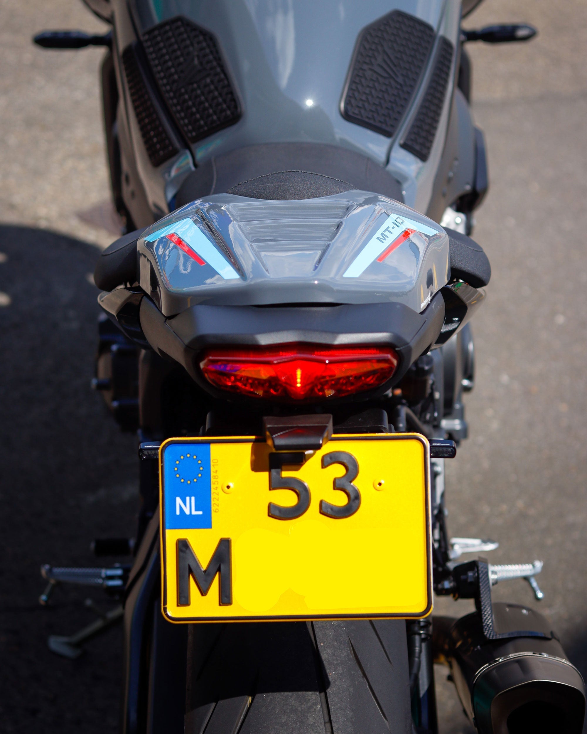 Pyramid Seat Cowl | Cyan Storm Colours | Yamaha MT-10 2022>Current -  Shop name