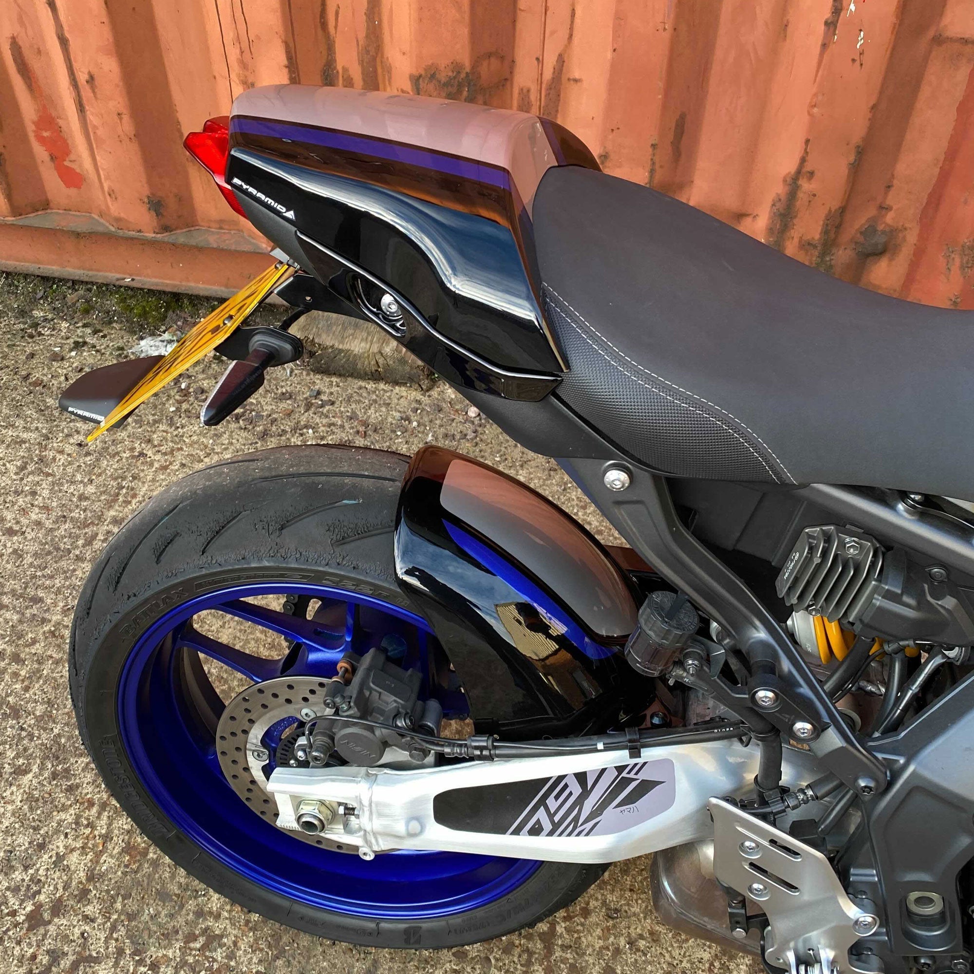 Pyramid Seat Cowl | Icon Blue Colours | Yamaha MT-09 2022>2023 -  Shop name