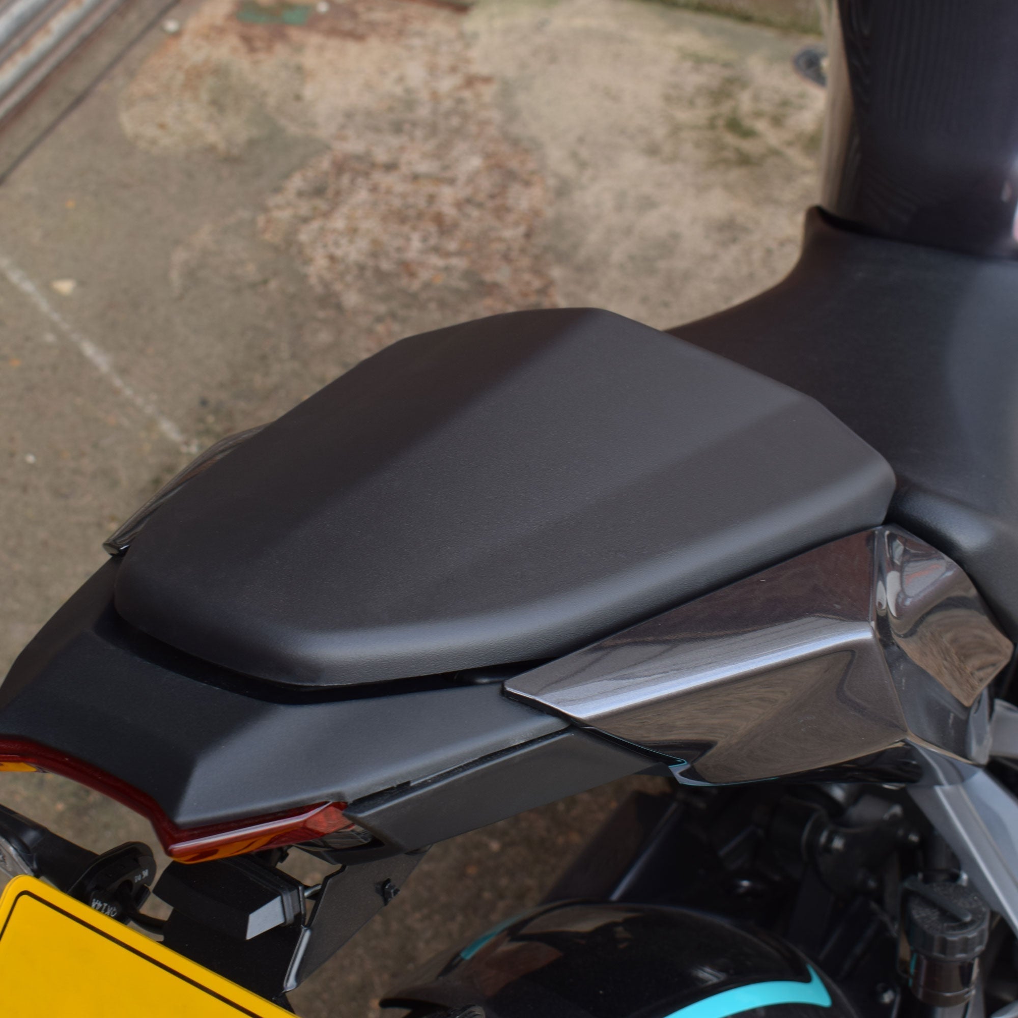 Pyramid Seat Cowl | Matte Black | Yamaha MT-09 2024>-12450M-Seat Cowls-Pyramid Motorcycle Accessories