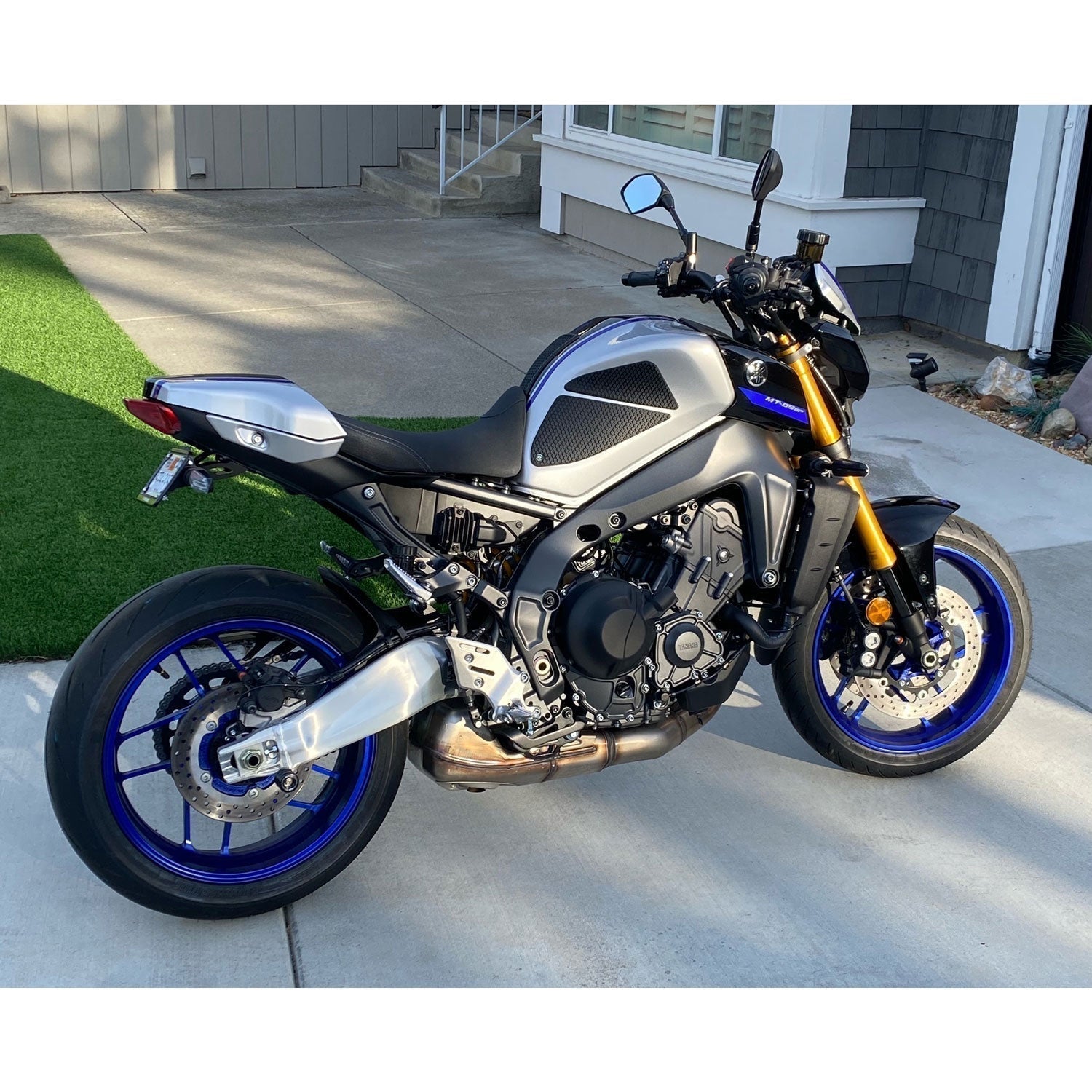Pyramid Seat Cowl | SP Colours | Yamaha MT-09 2022>2023 -   Pyramid Motorcycle Accessories