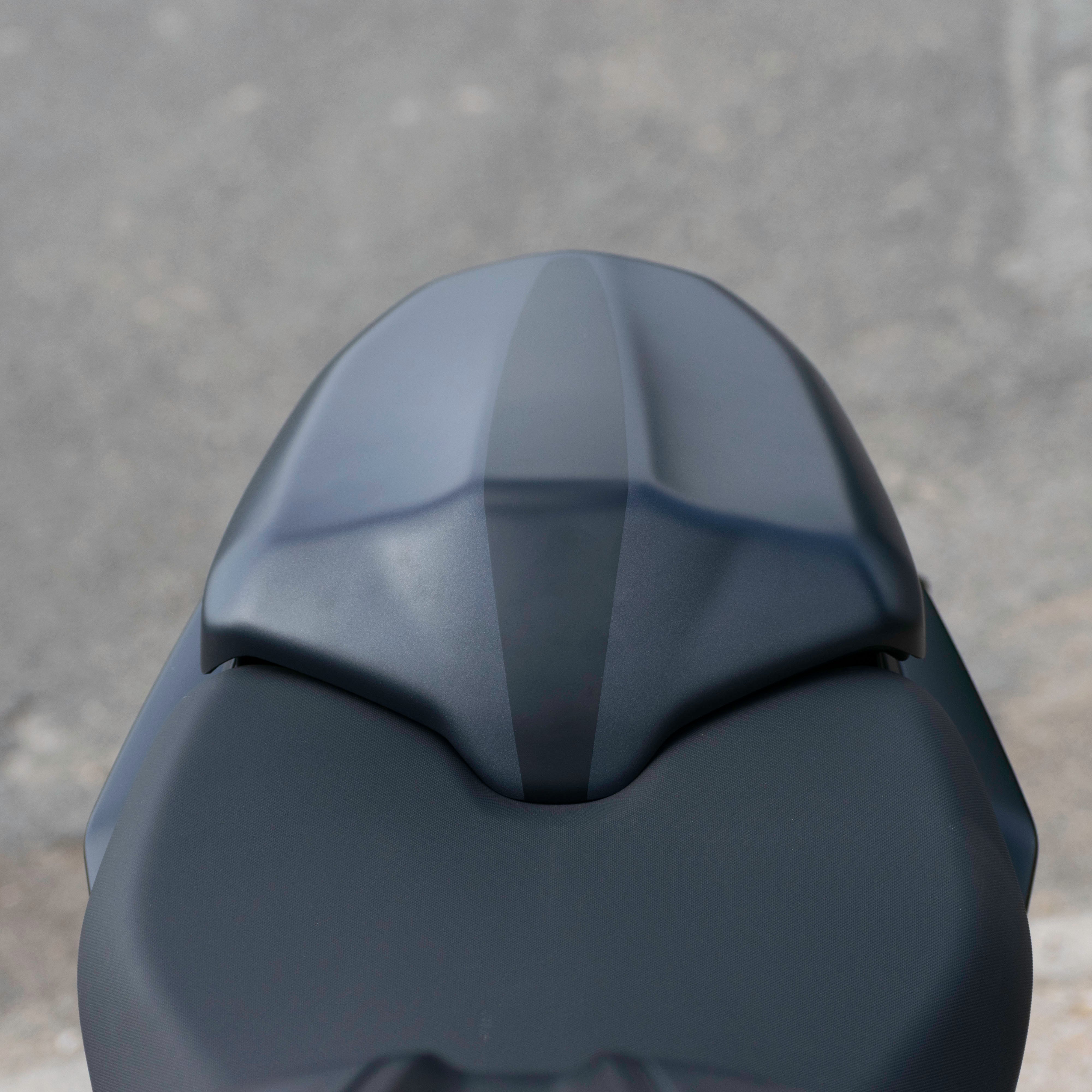 Pyramid Seat Cowl | Satin Granite & Satin Jet Black | Triumph Daytona 660 2024>Current -  Shop name