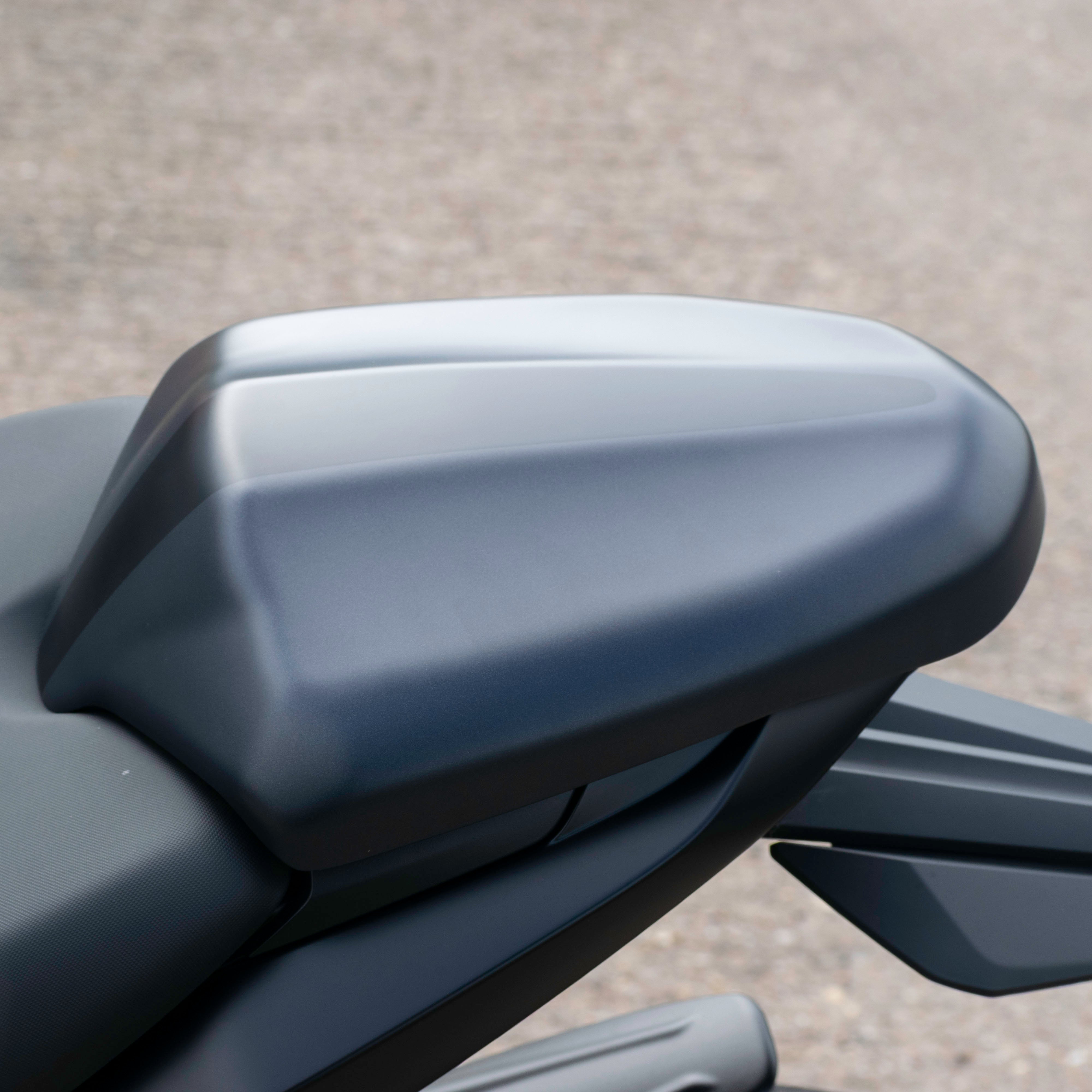 Pyramid Seat Cowl | Satin Granite & Satin Jet Black | Triumph Daytona 660 2024>Current -  Shop name