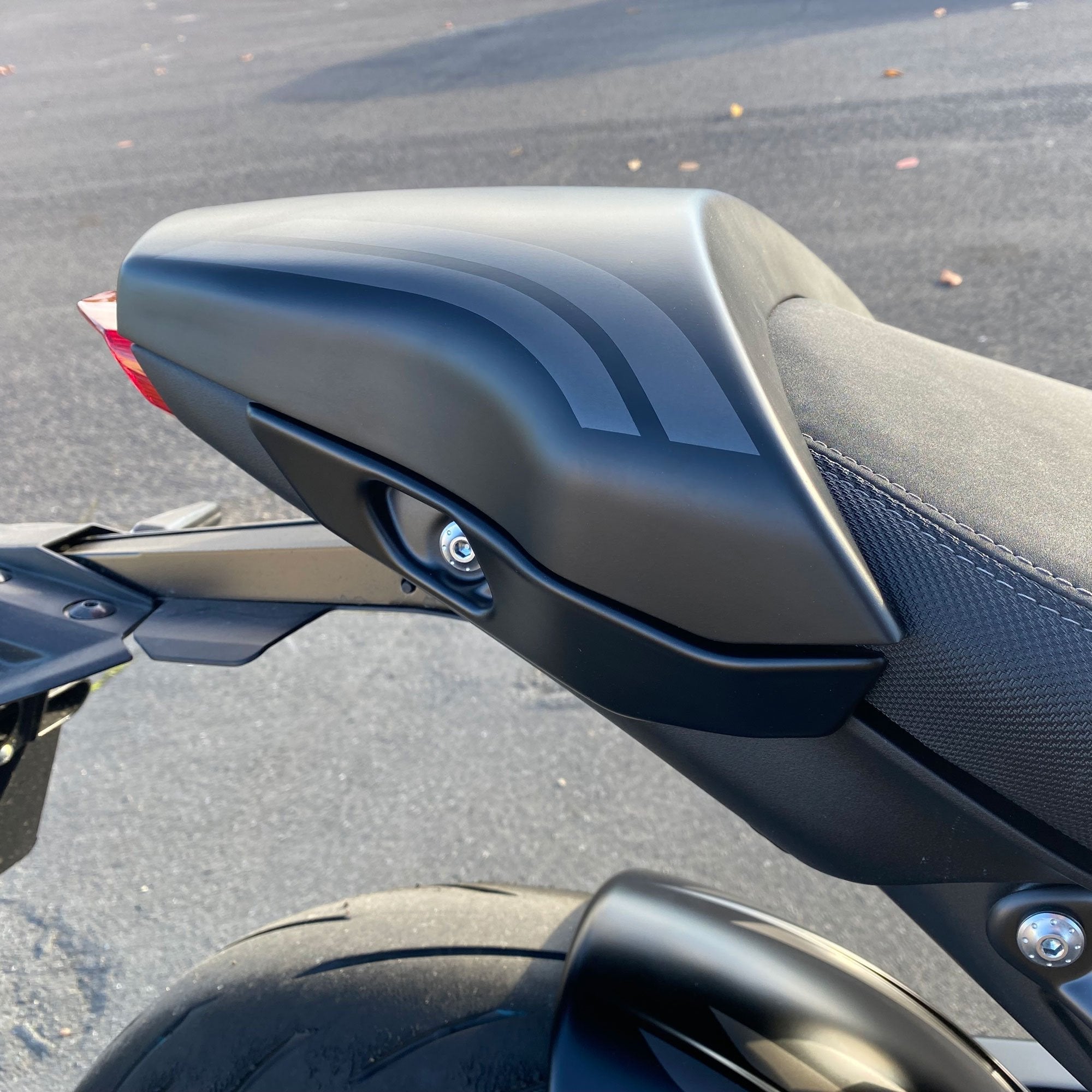 Pyramid Seat Cowl | Tech Black | Yamaha MT-09 2021>2023 -   Pyramid Motorcycle Accessories