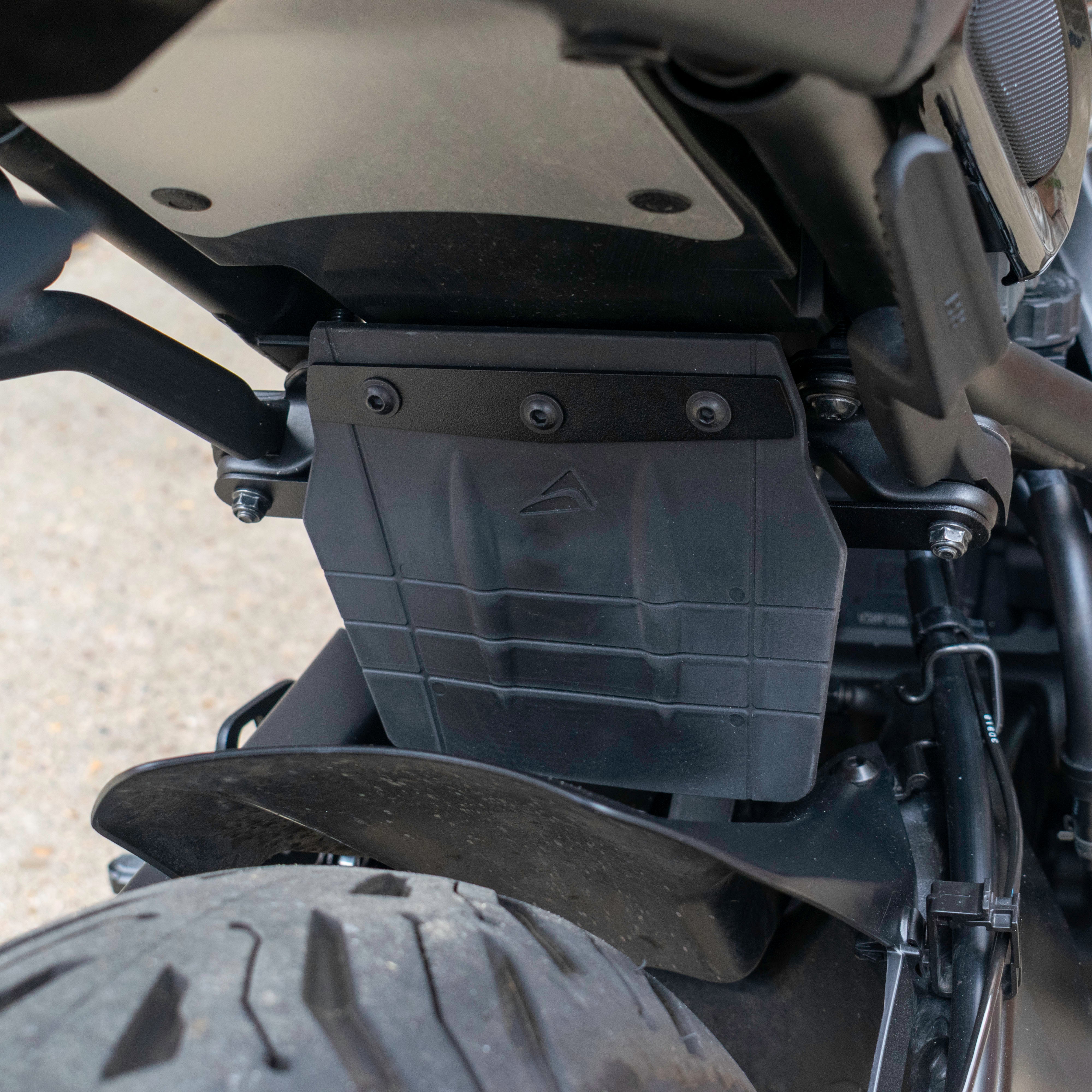 Pyramid Shock Shield | Black | Yamaha XSR 900 2022>Current-Shock Shields-Pyramid Motorcycle Accessories