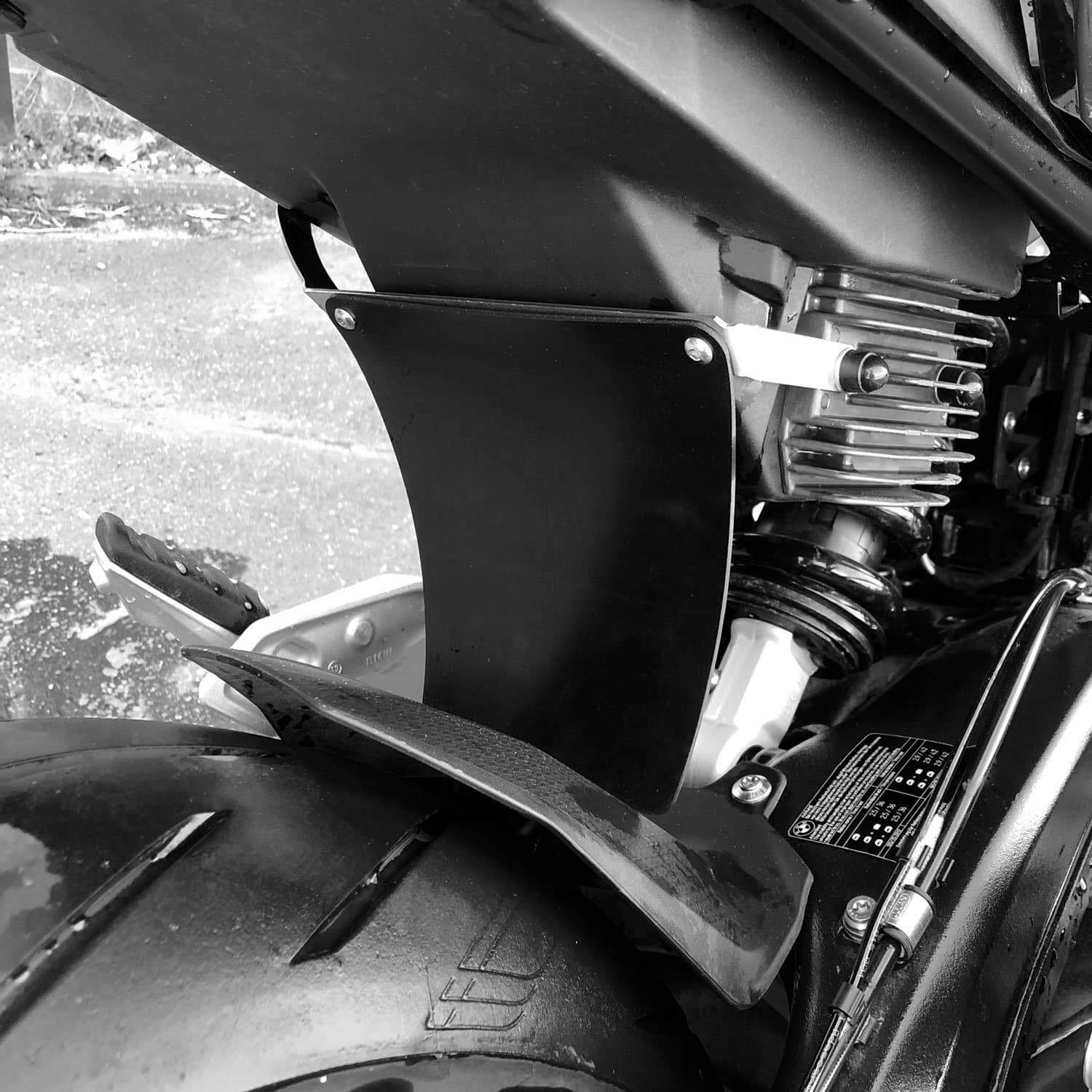 Pyramid Shock Shield | Matte Black | BMW F 900 XR 2020>Current -  Shop name