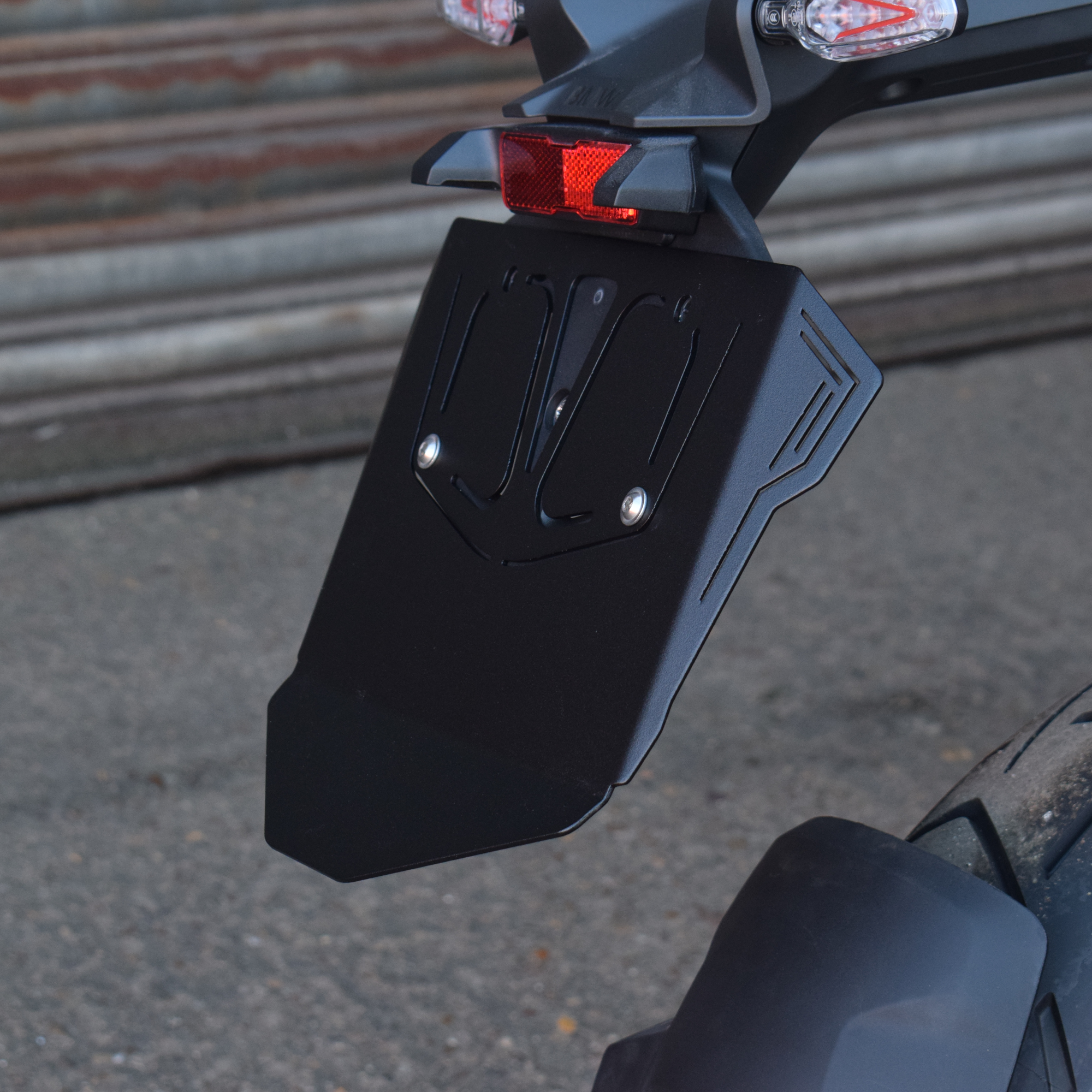 Pyramid Splash Plate | Matte Black | BMW R 1300 GS 2023>Current-34916M-Ductails-Pyramid Motorcycle Accessories