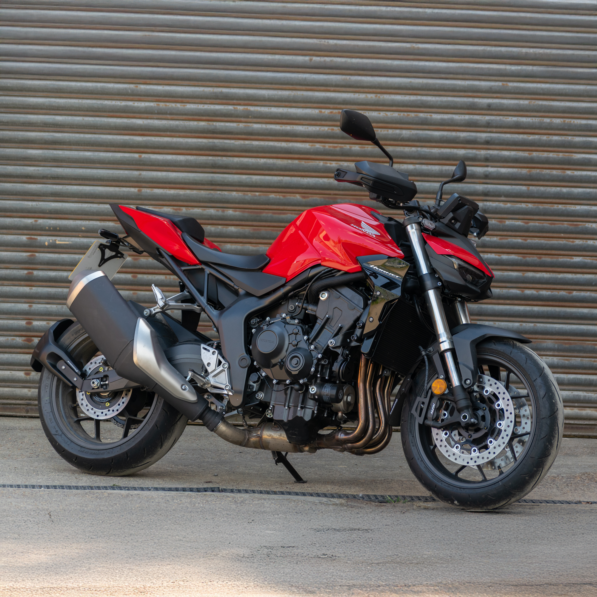 Pyramid Spray Guard | Gloss Black | Honda CB1000 Hornet inc SP 2025>Current -  Shop name