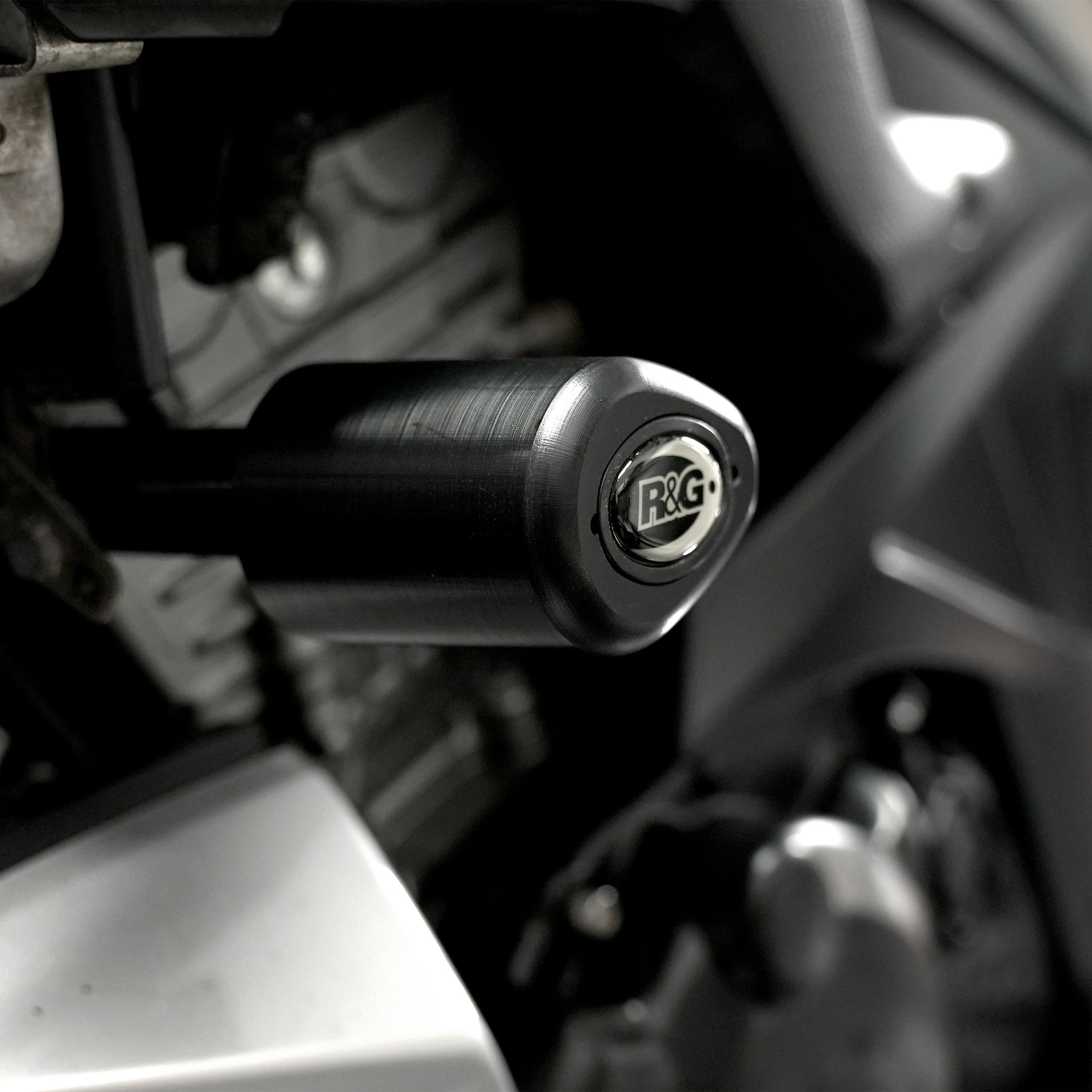 R&G Crash Protectors | Black | Suzuki GSX-S 125 2020>Current - Pyramid Motorcycle Accessories