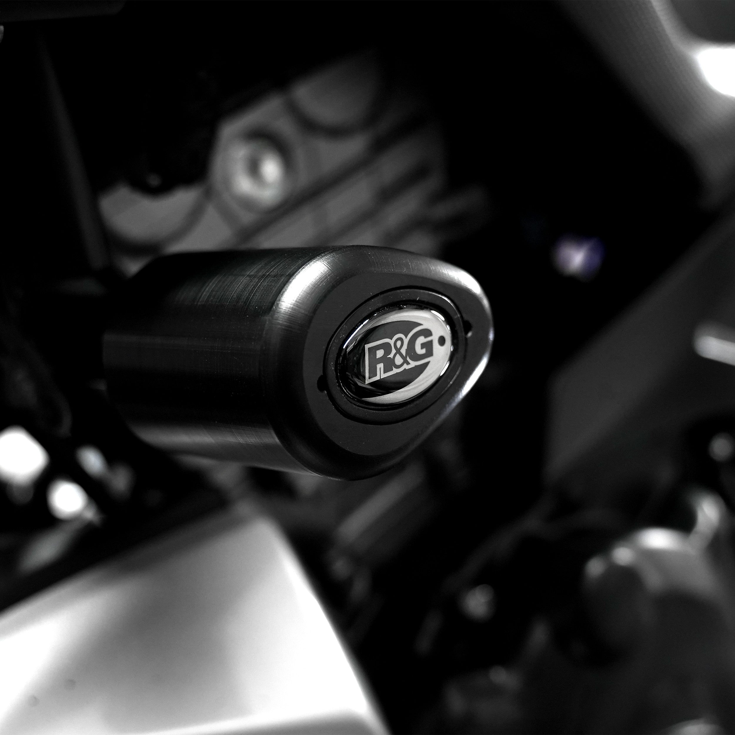 R&G Crash Protectors | Black | Suzuki GSX-S 125 2020>Current - Pyramid Motorcycle Accessories