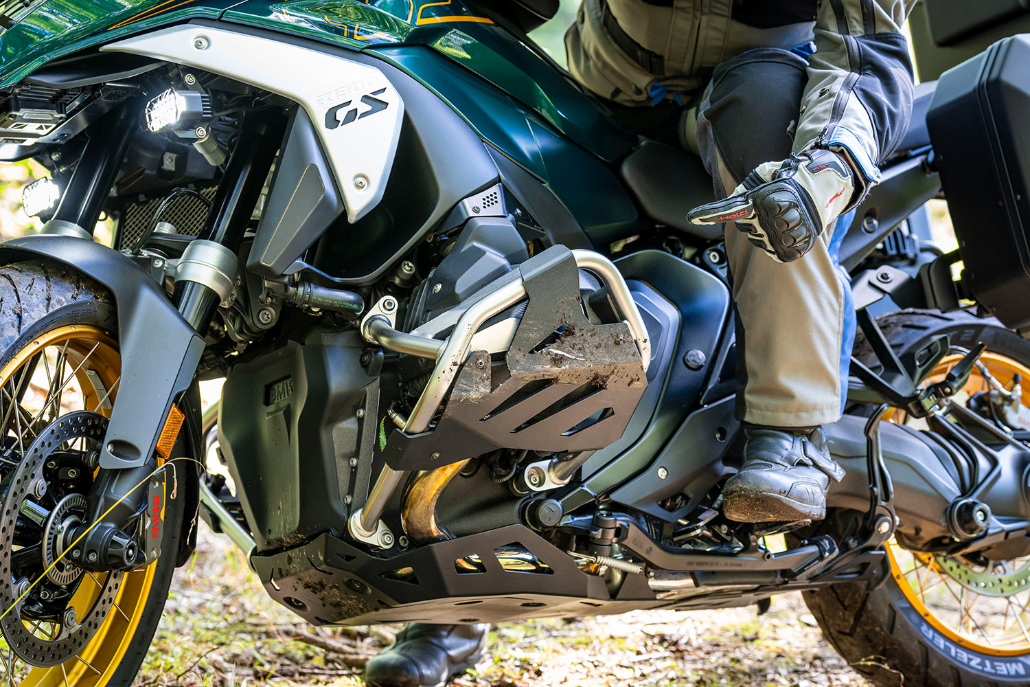 Wunderlich Cylinder Head Protection for Original Engine | R 1300 GS | Black -   Pyramid Motorcycle Accessories