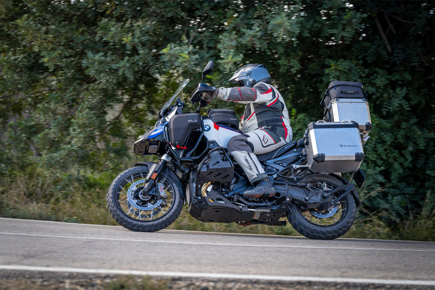 Wunderlich Tank Protection Bar Ultimate Pro | Black-Silver | BMW R 1300 GS Adventure -   Pyramid Motorcycle Accessories