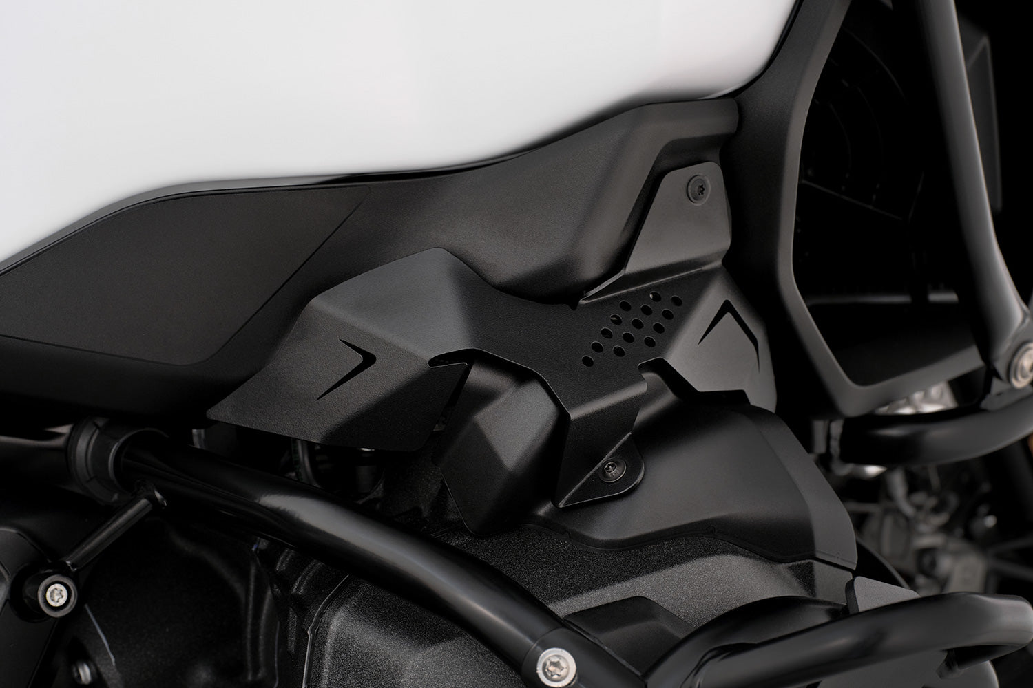 Wunderlich Throttle Valve Cover | Black | BMW R nineT -   Pyramid Motorcycle Accessories