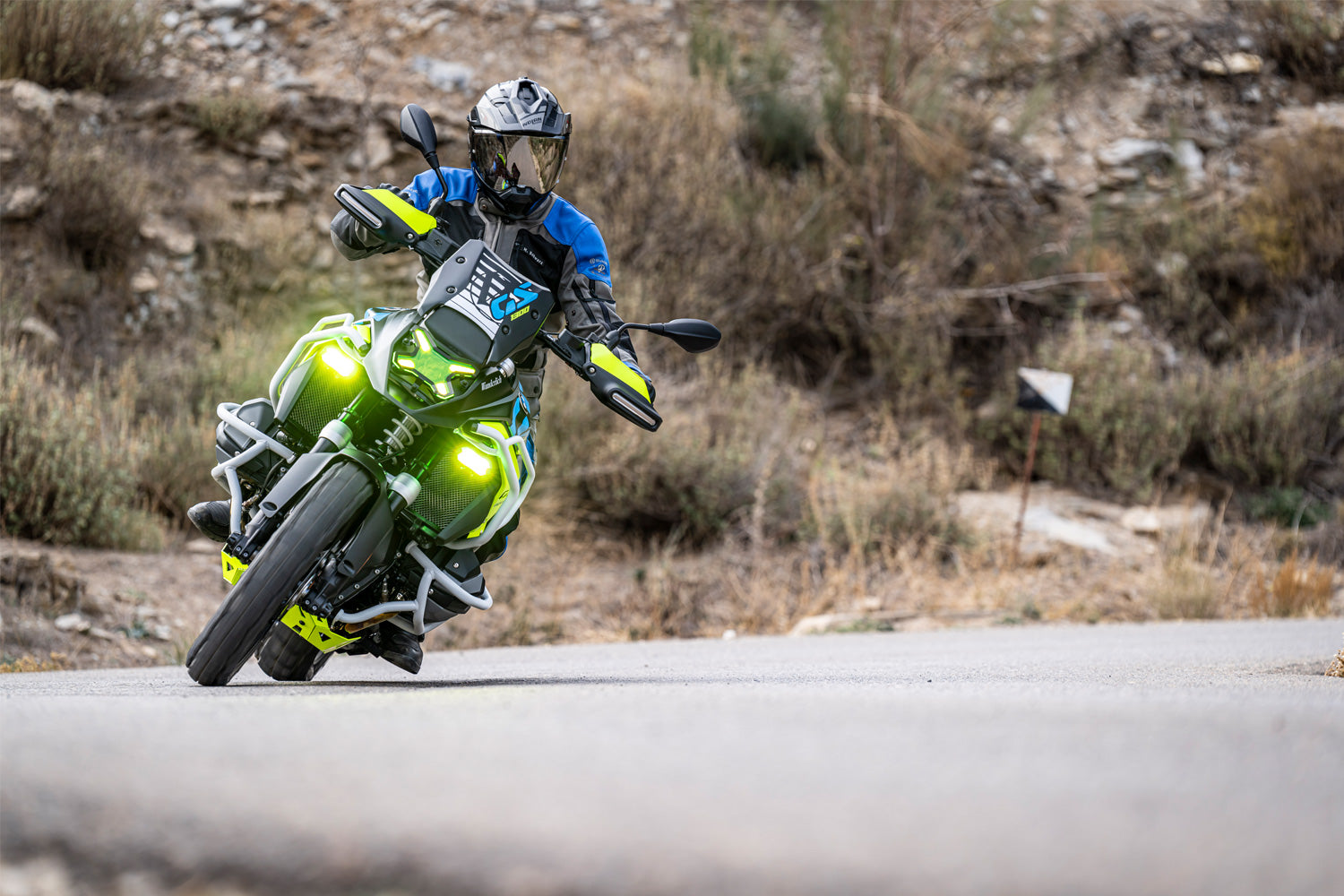 Wunderlich Headlight Guard Detachable | R 1300 GS | Black -   Pyramid Motorcycle Accessories