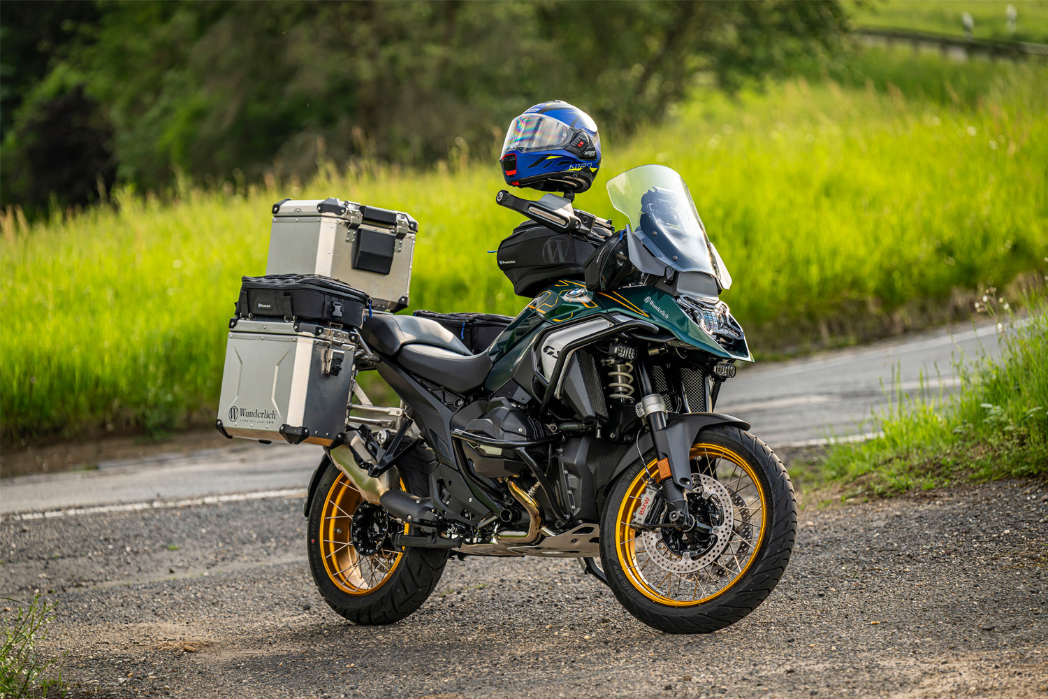 Wunderlich Topcase Carrier For Original Vario | Black | BMW CE 04 -   Pyramid Motorcycle Accessories