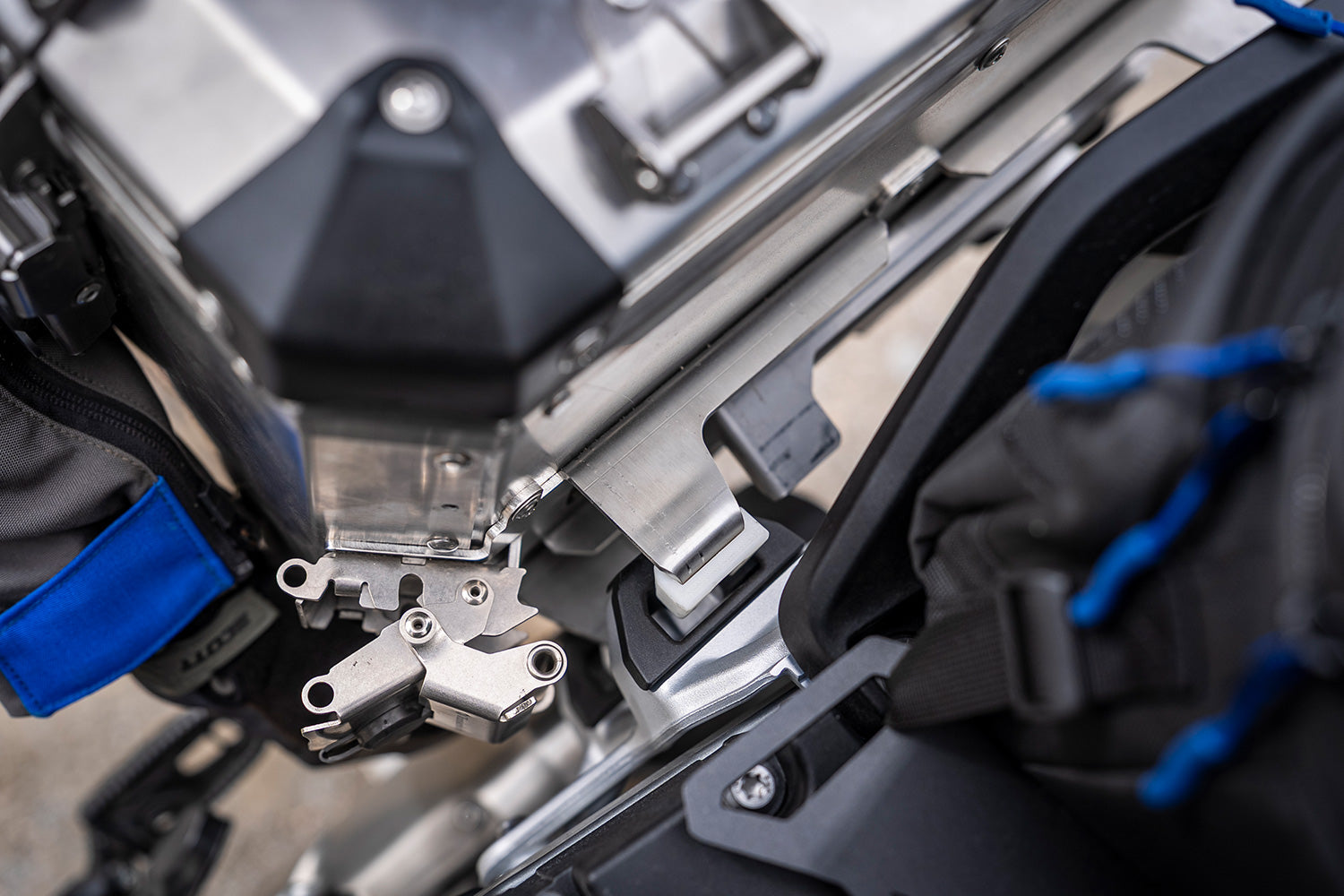 Wunderlich Case Set Extreme Directlock R 1300 GS Adventure | Aluminum -   Pyramid Motorcycle Accessories