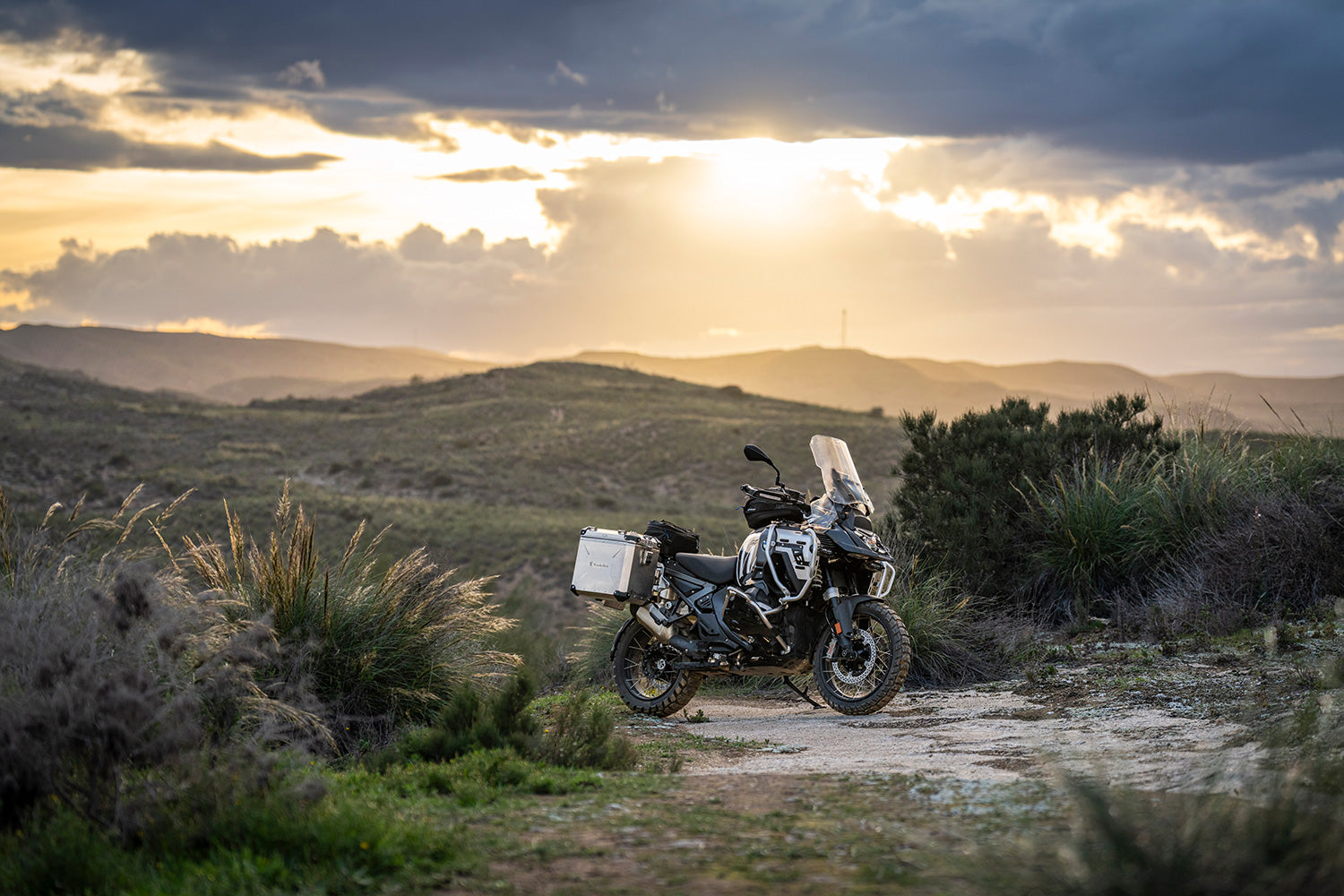 Wunderlich Case Set Extreme Directlock R 1300 GS Adventure | Aluminum -   Pyramid Motorcycle Accessories
