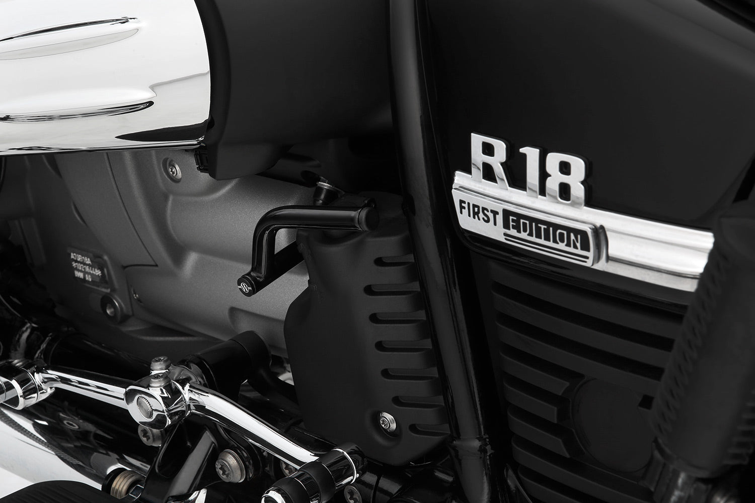 Wunderlich Gear-shifter For Reverse Gear | Black | BMW R 18 -   Pyramid Motorcycle Accessories