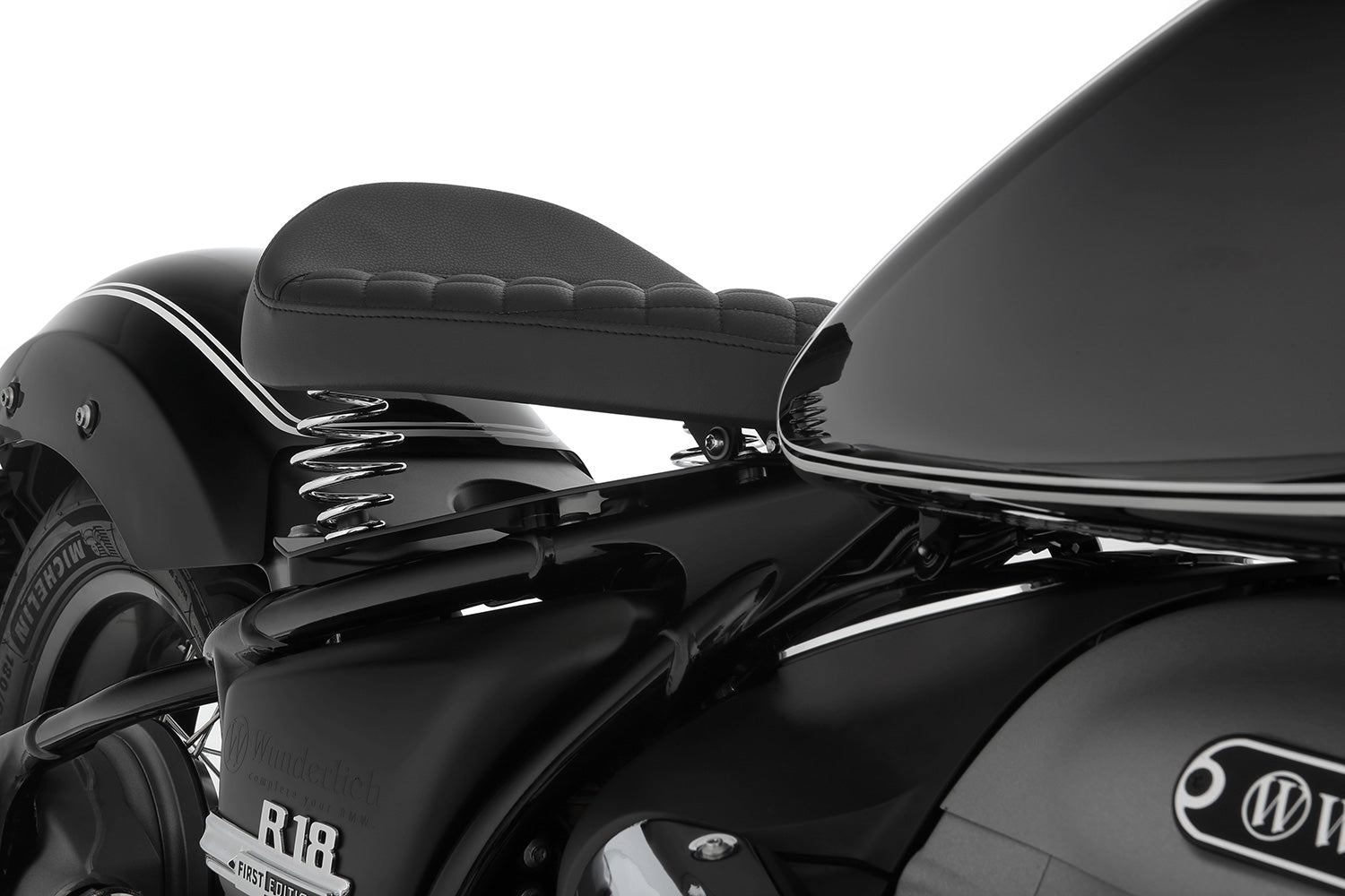 Wunderlich Swinging Saddle Rockbob with Original Tail | Black | BMW R 18 -   Pyramid Motorcycle Accessories