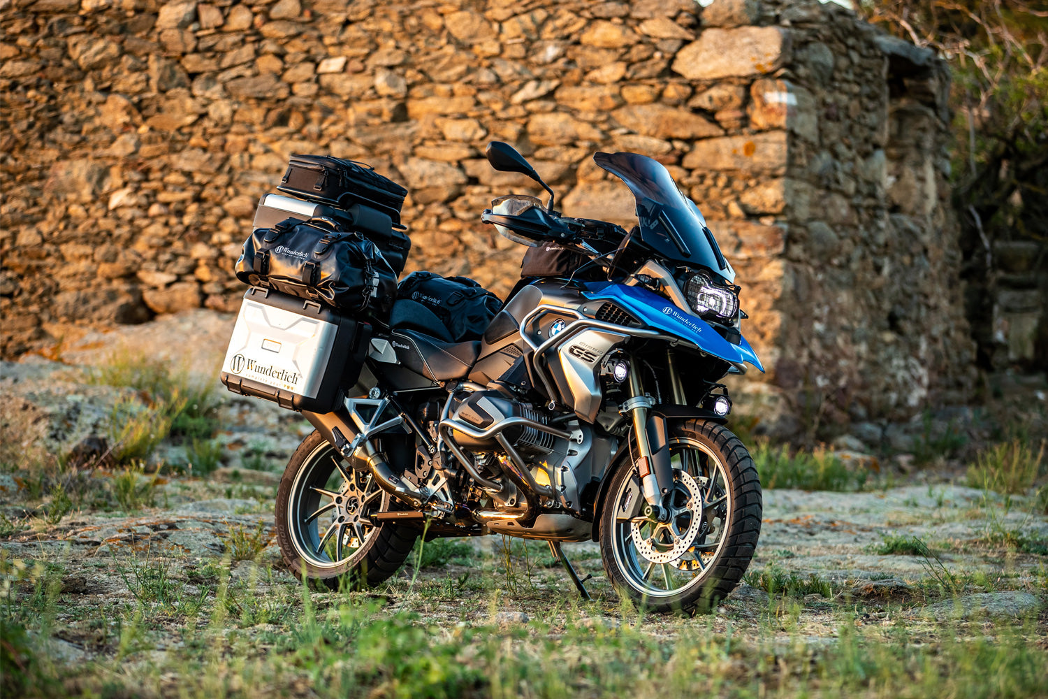 Wunderlich Luggage Rail For Original Vario Case Right | Black | BMW R 1250 GS -   Pyramid Motorcycle Accessories