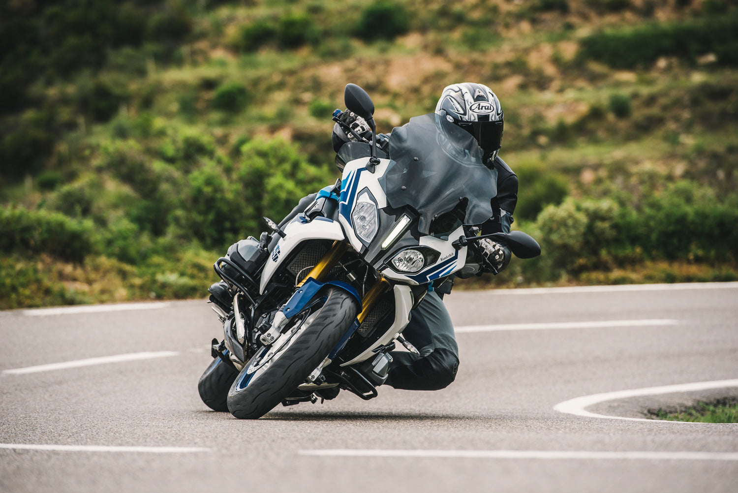 Wunderlich Universal Device Carrier | Black | BMW R 1250 R -   Pyramid Motorcycle Accessories