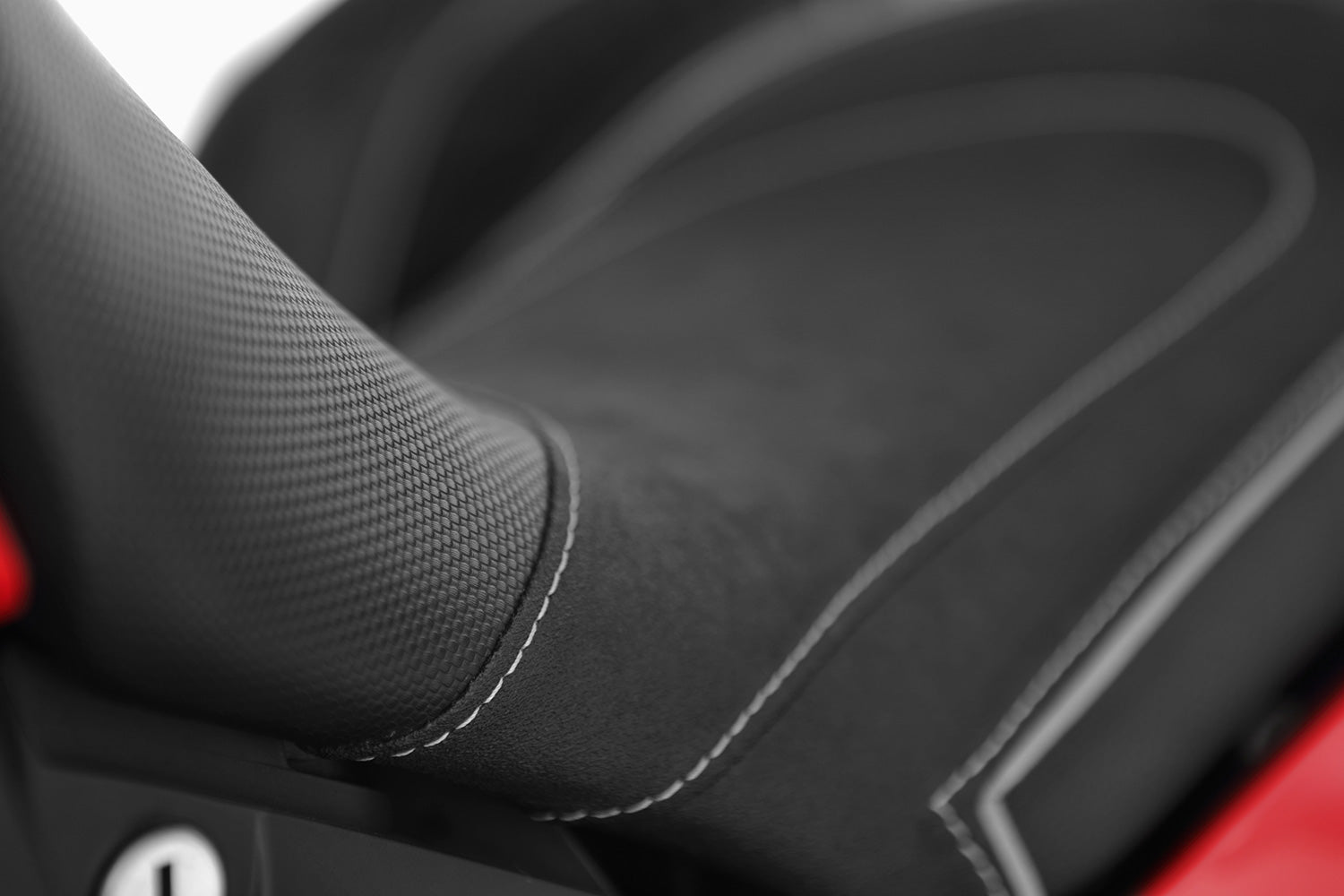 Wunderlich Seat Aktivkomfort Standard | Black | BMW F 900 XR -   Pyramid Motorcycle Accessories