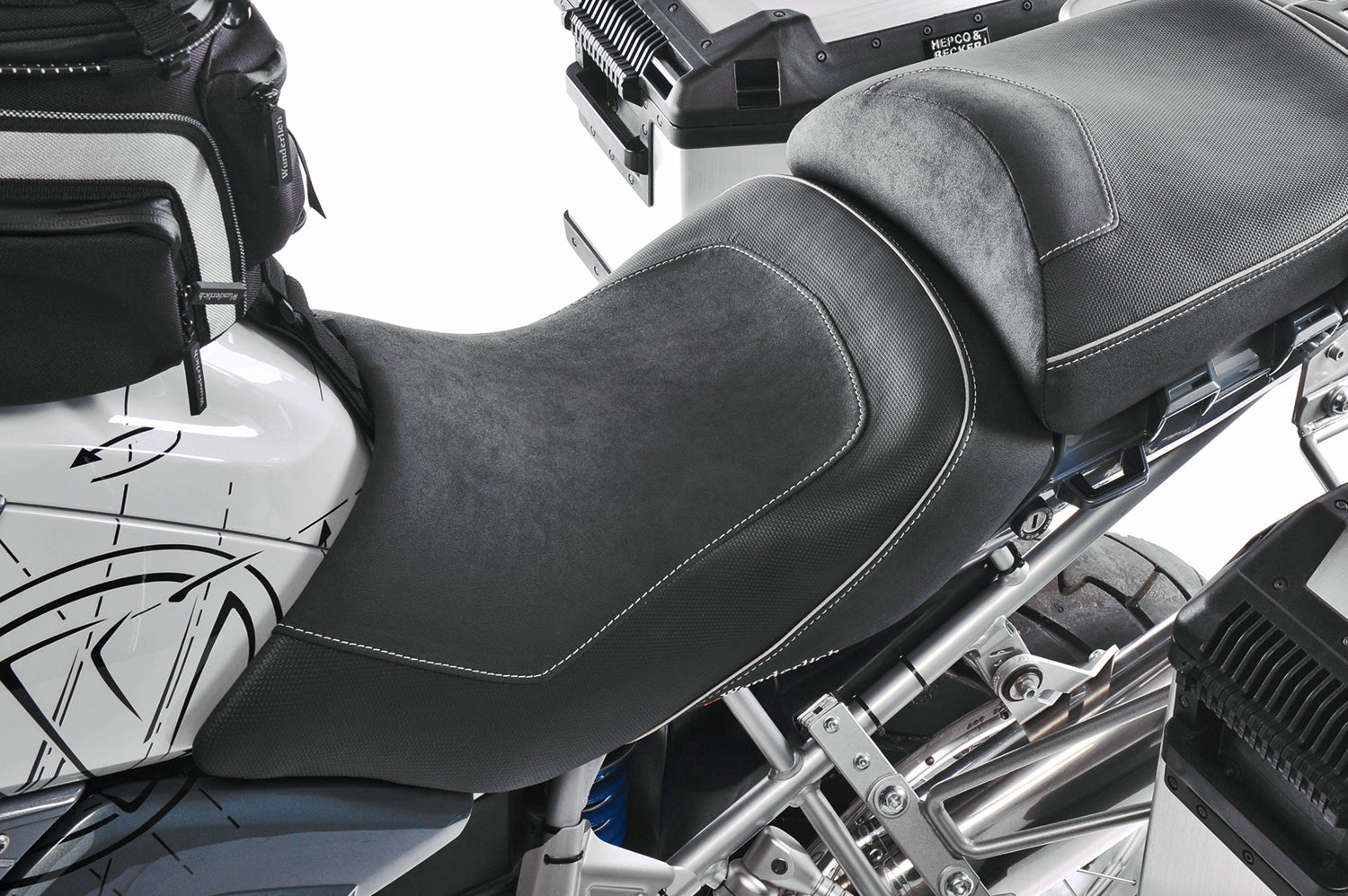 Wunderlich Passenger Seat Thermopro Aktivkomfort Standard | Black | BMW R 1250 R -   Pyramid Motorcycle Accessories