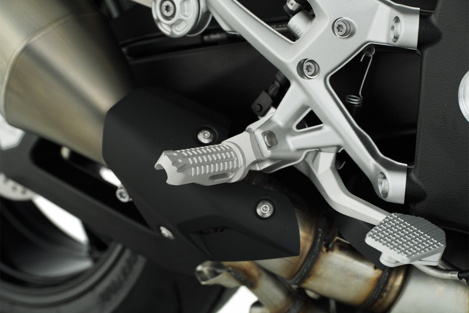 Wunderlich Lower Footrests Ergo-Comfort | Black | BMW R nineT -   Pyramid Motorcycle Accessories